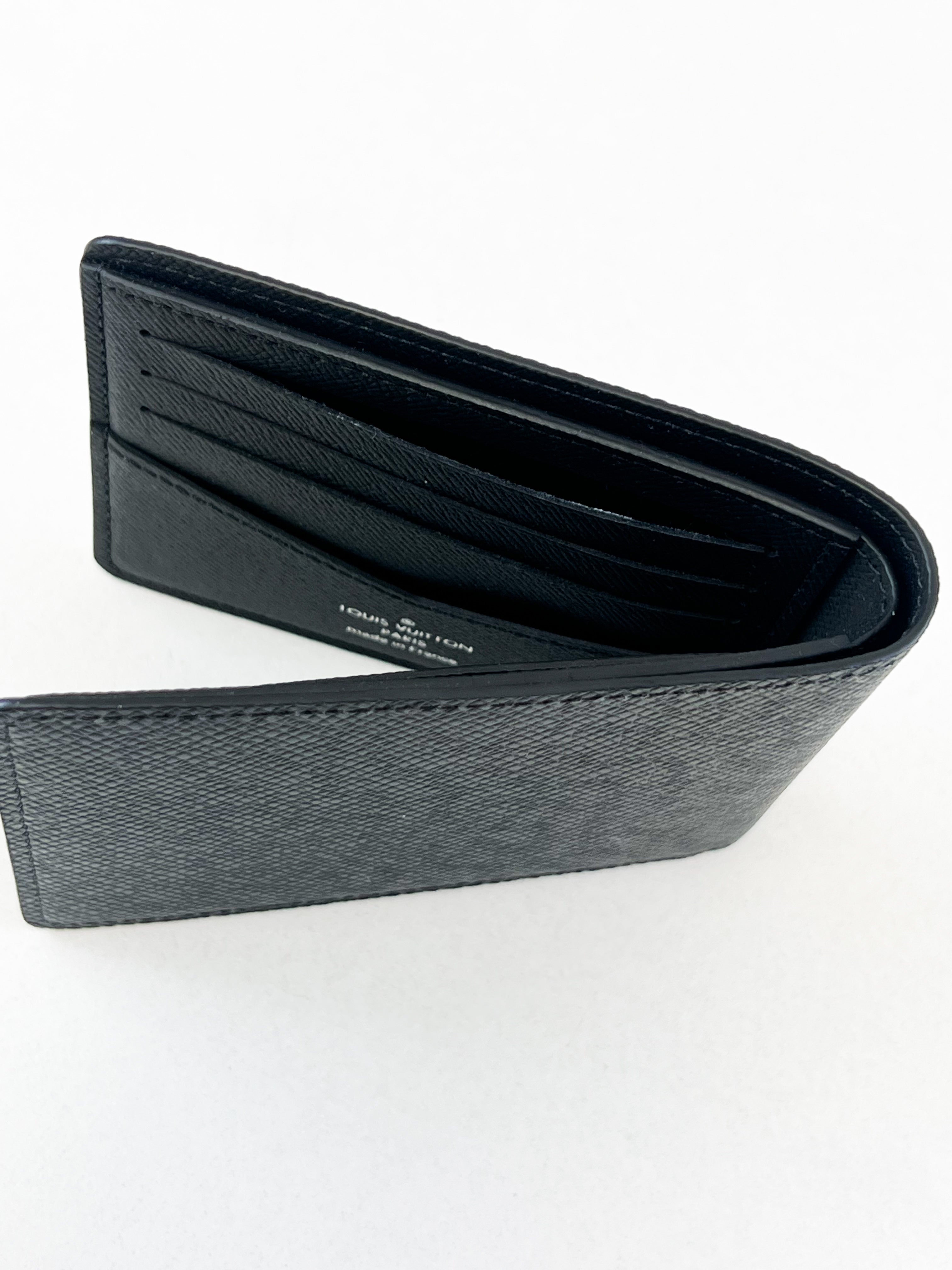 Louis Vuitton Multiple Mens Wallet