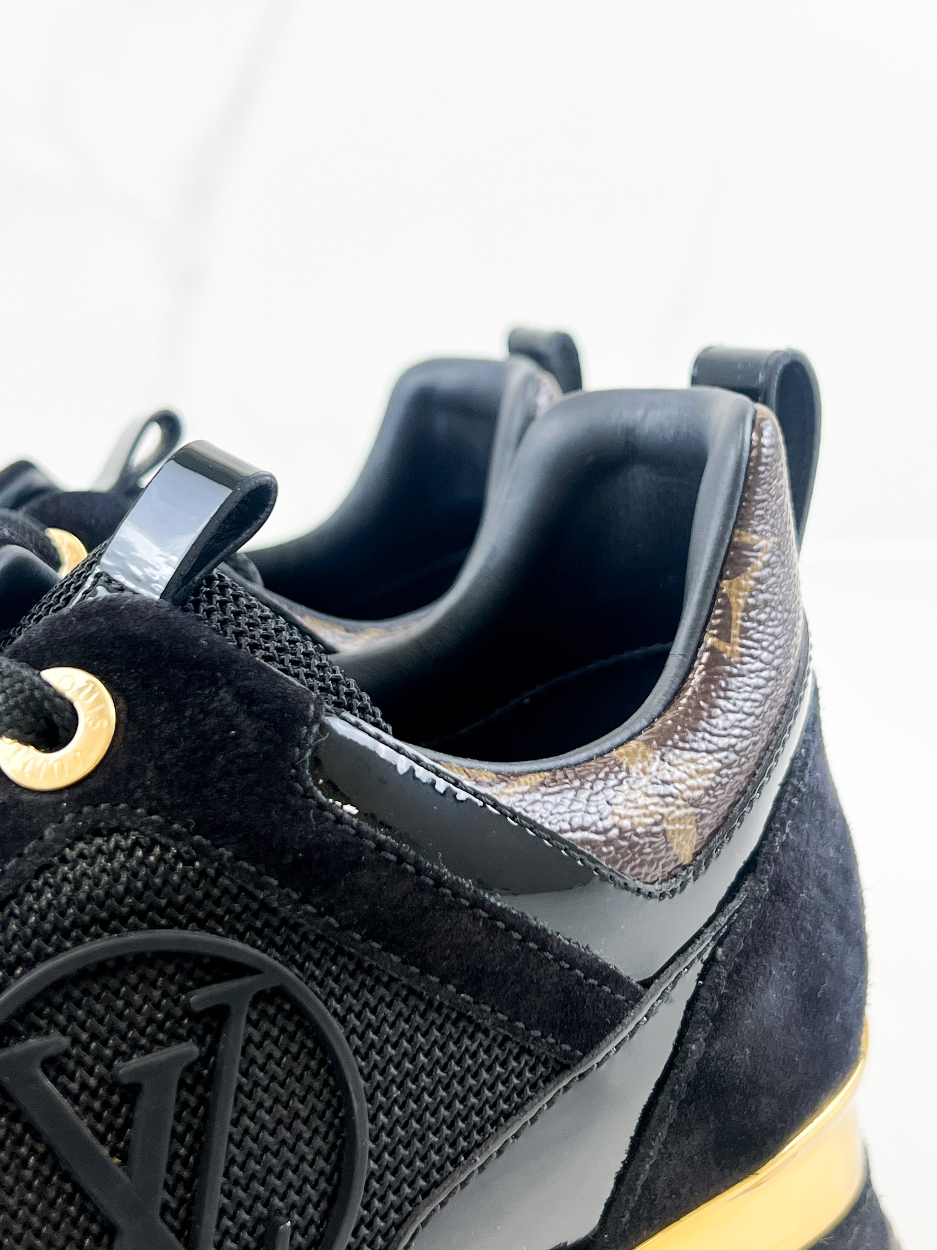 Louis Vuitton Runaway Sneaker Size 35