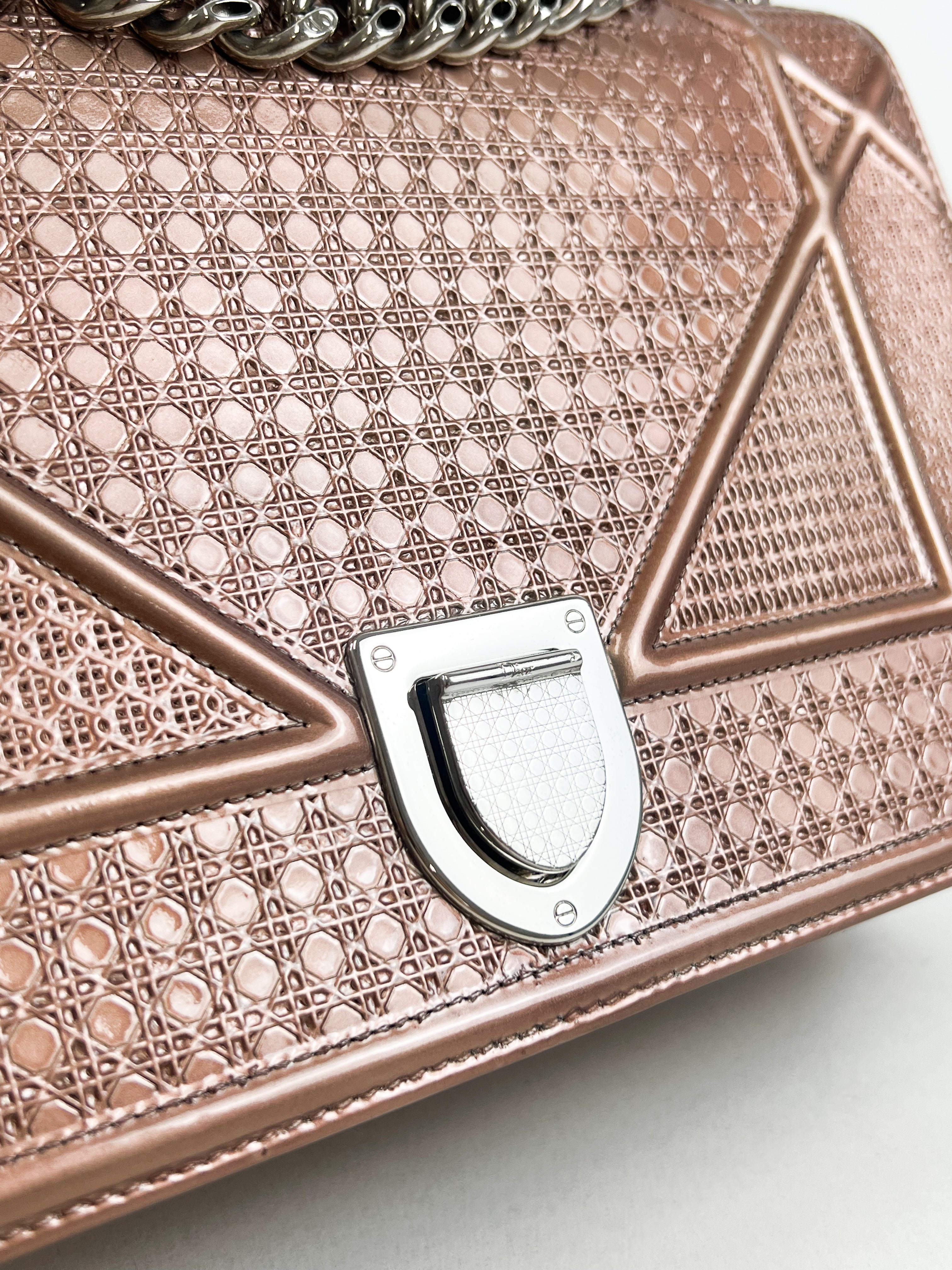 Christian Dior Diorama Medium Cannage in Iridescent pink