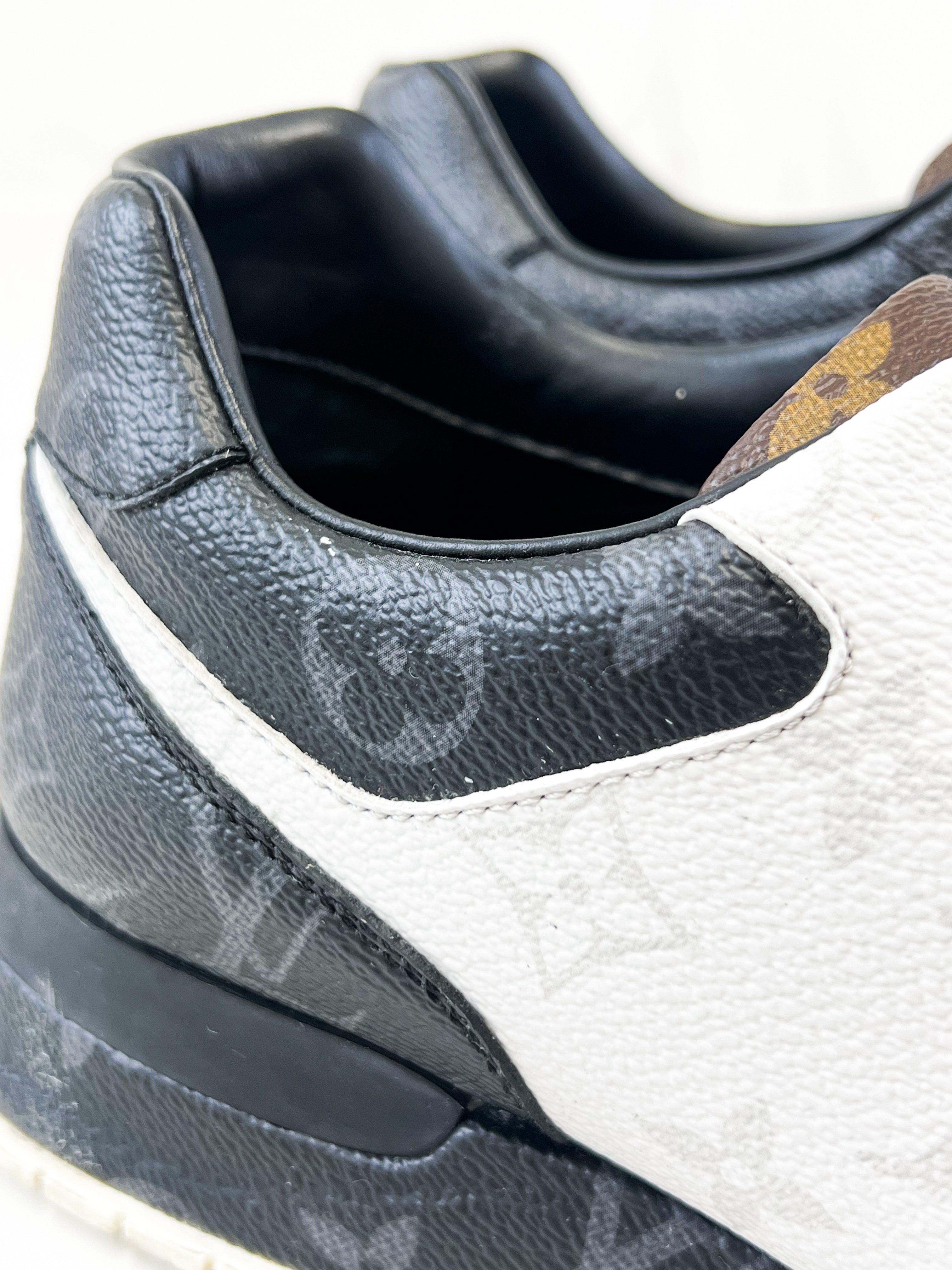 Louis Vuitton Runaway Sneaker Size 8.5 Men's