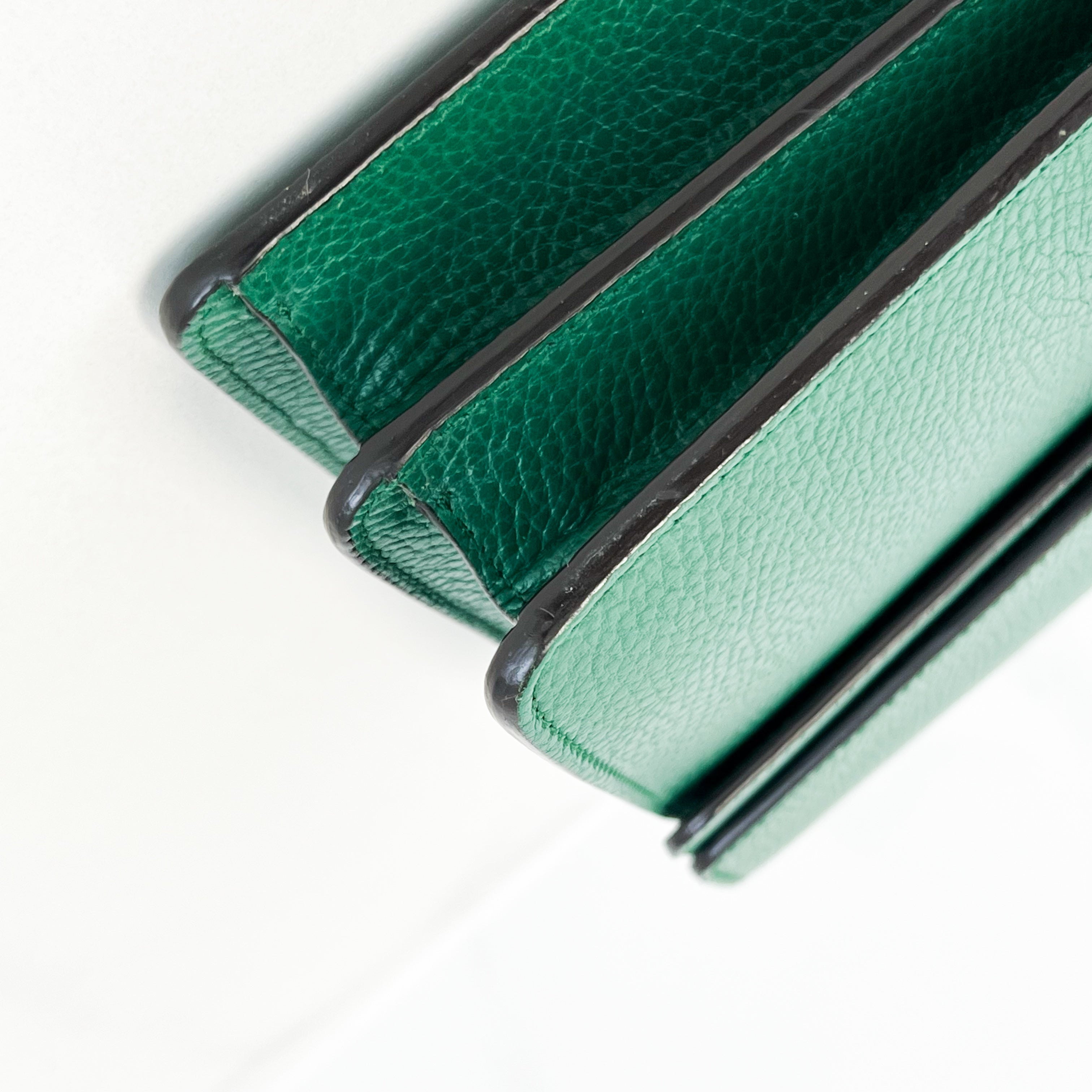 Gucci Medium Green Dionysus GG Supreme Shoulder Bag