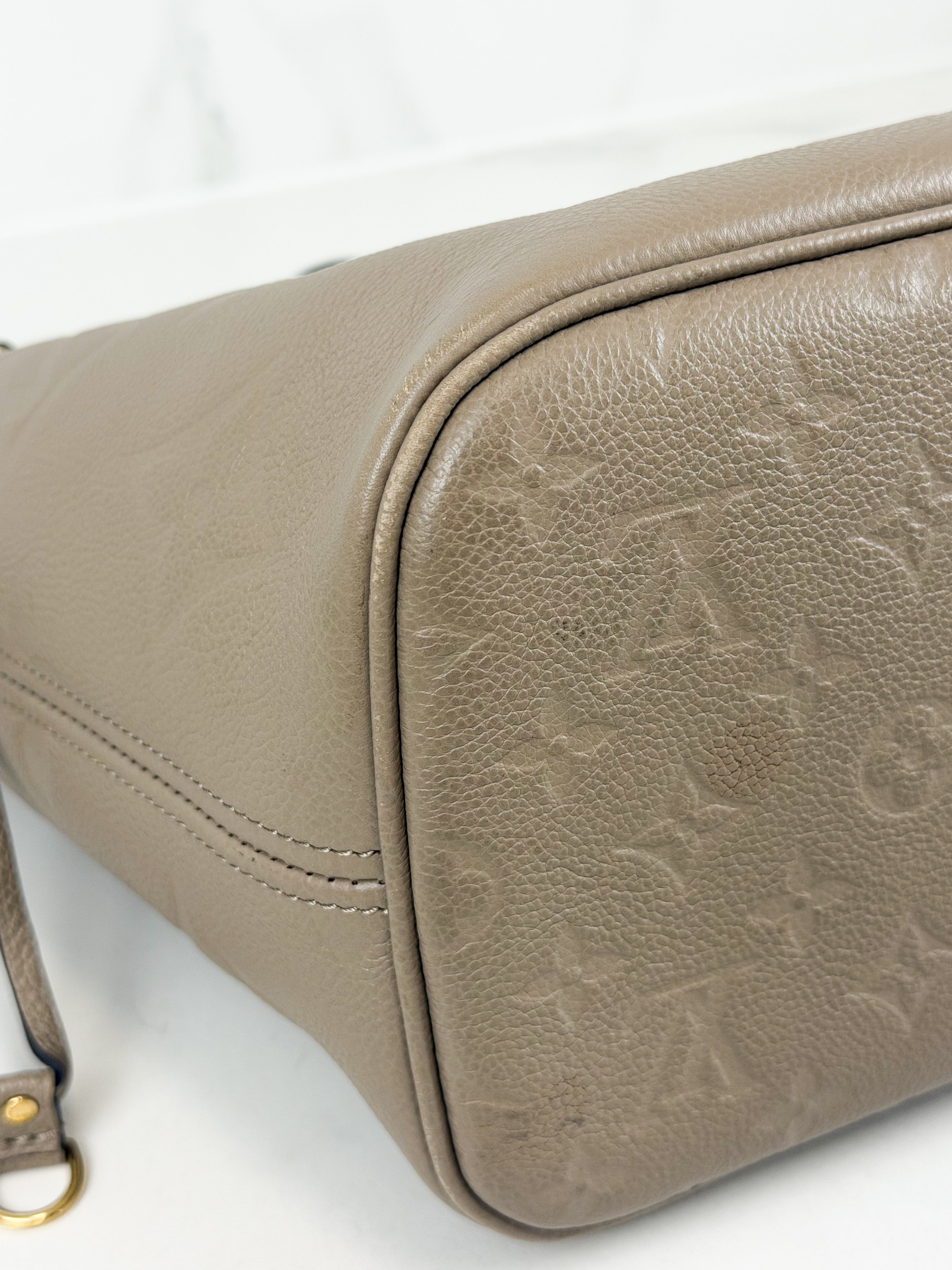Louis Vuitton Neverfull MM in Empreinte Tourterelle with Pouch