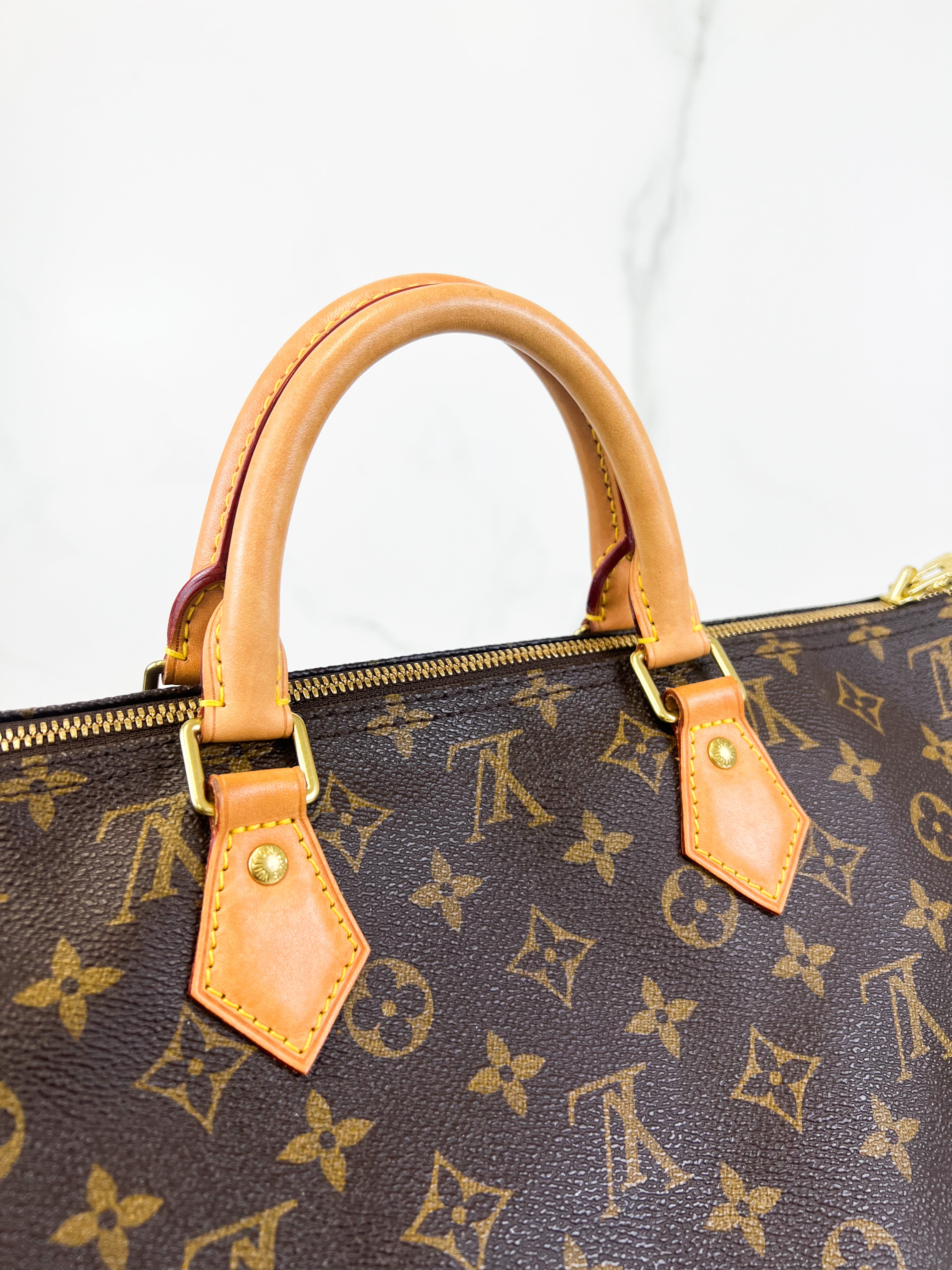 Louis Vuitton Monogram Speedy 40 Bandouliere