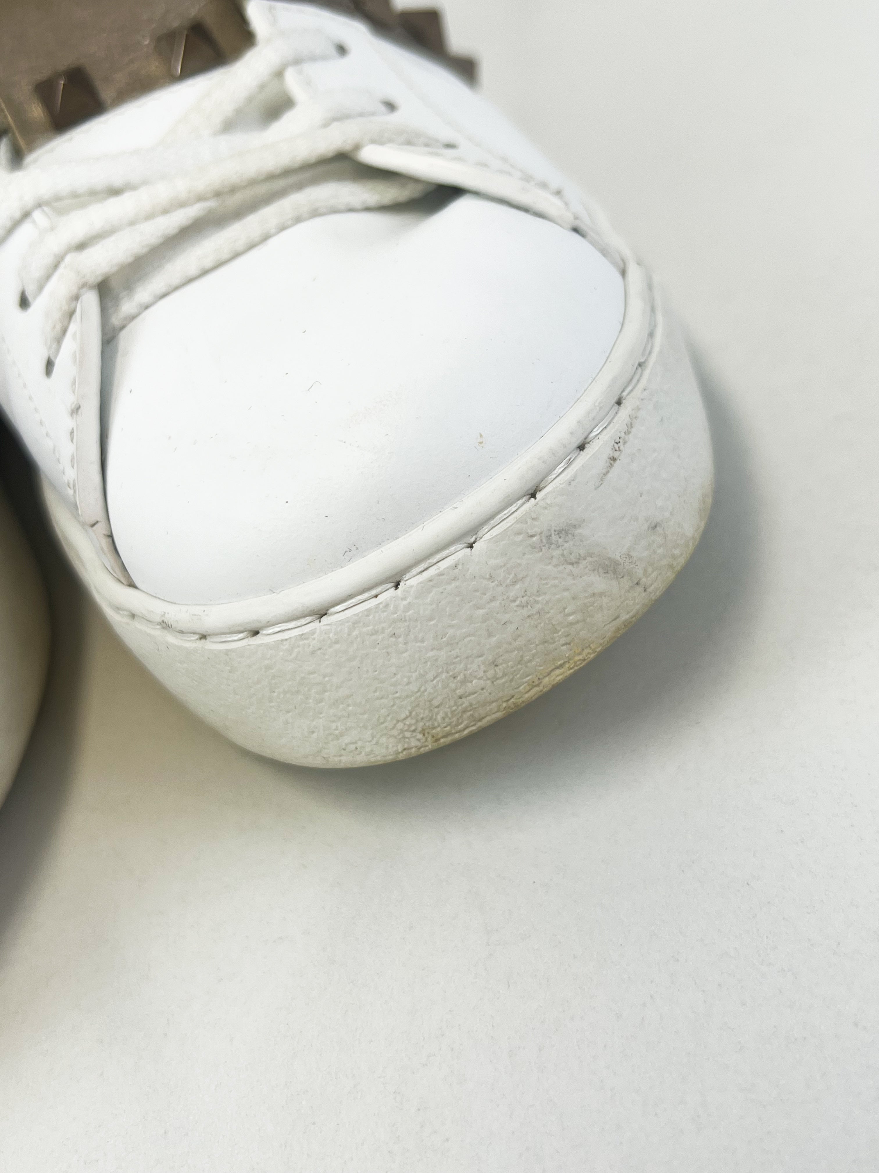 Valentino Garavani Rockstud Open Low-Top Sneaker Size 40.5