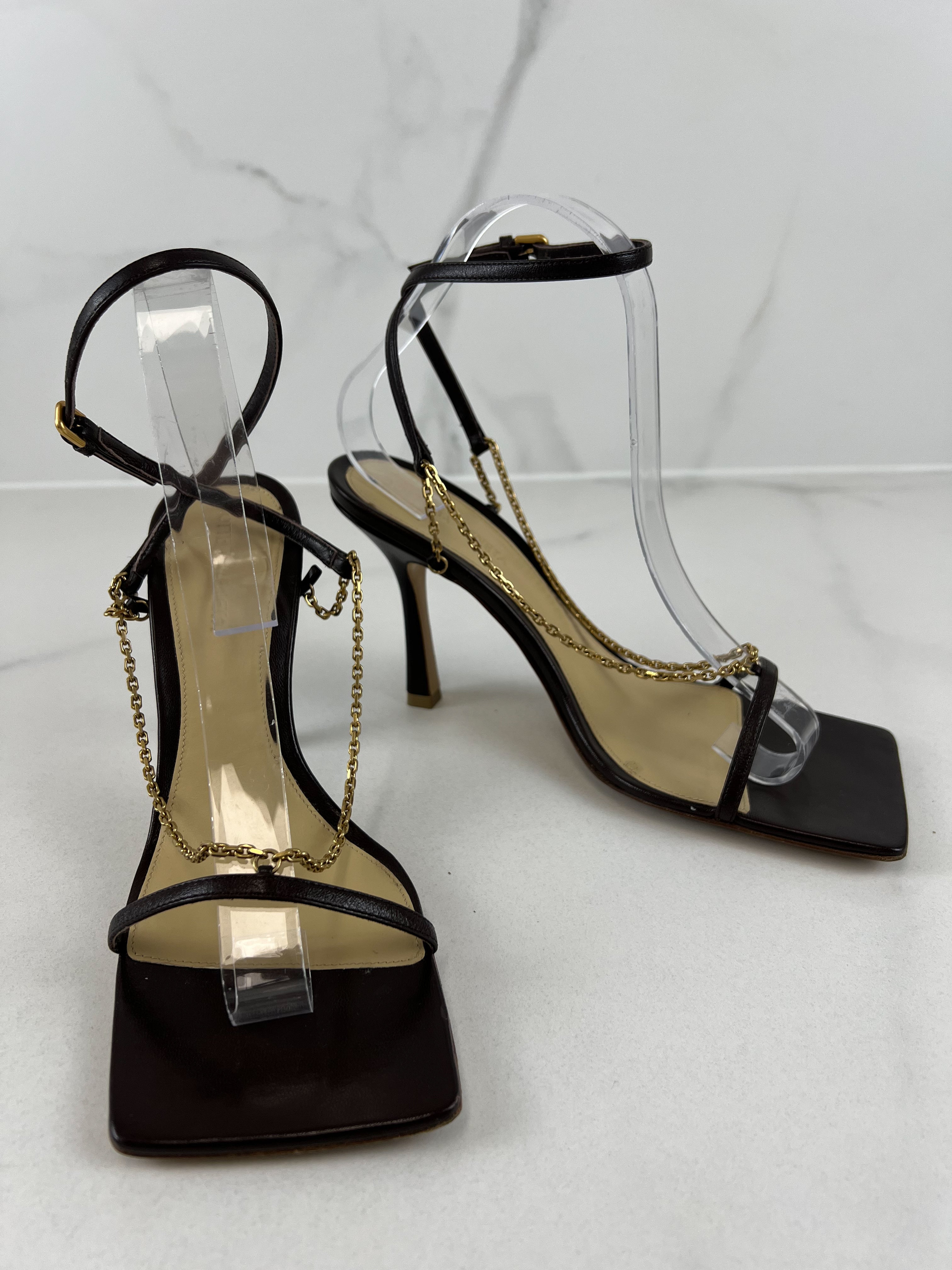 Bottega Veneta Stretch Pump 38
