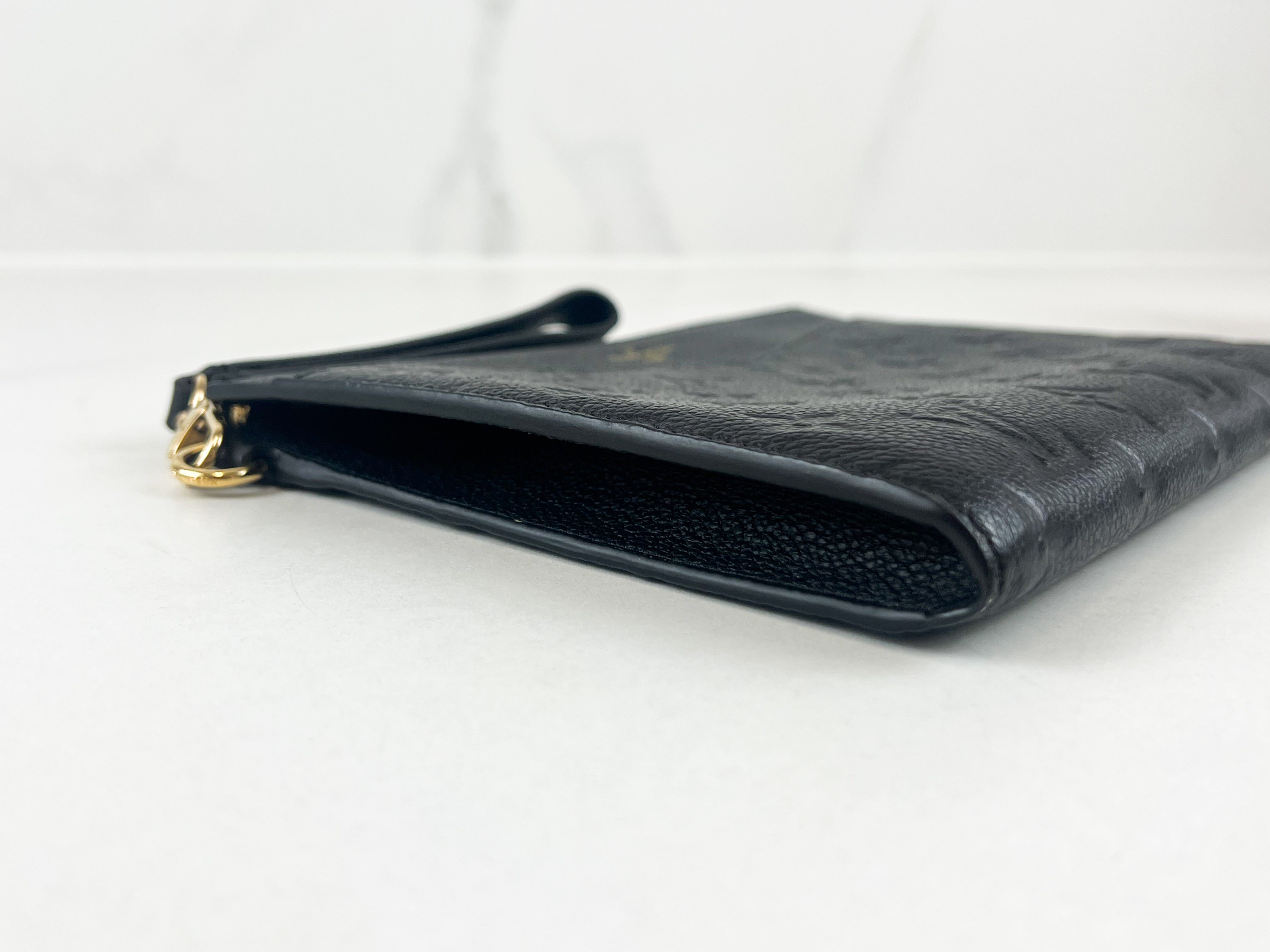 Louis Vuitton Monogram Empreinte Leather Daily Pouch