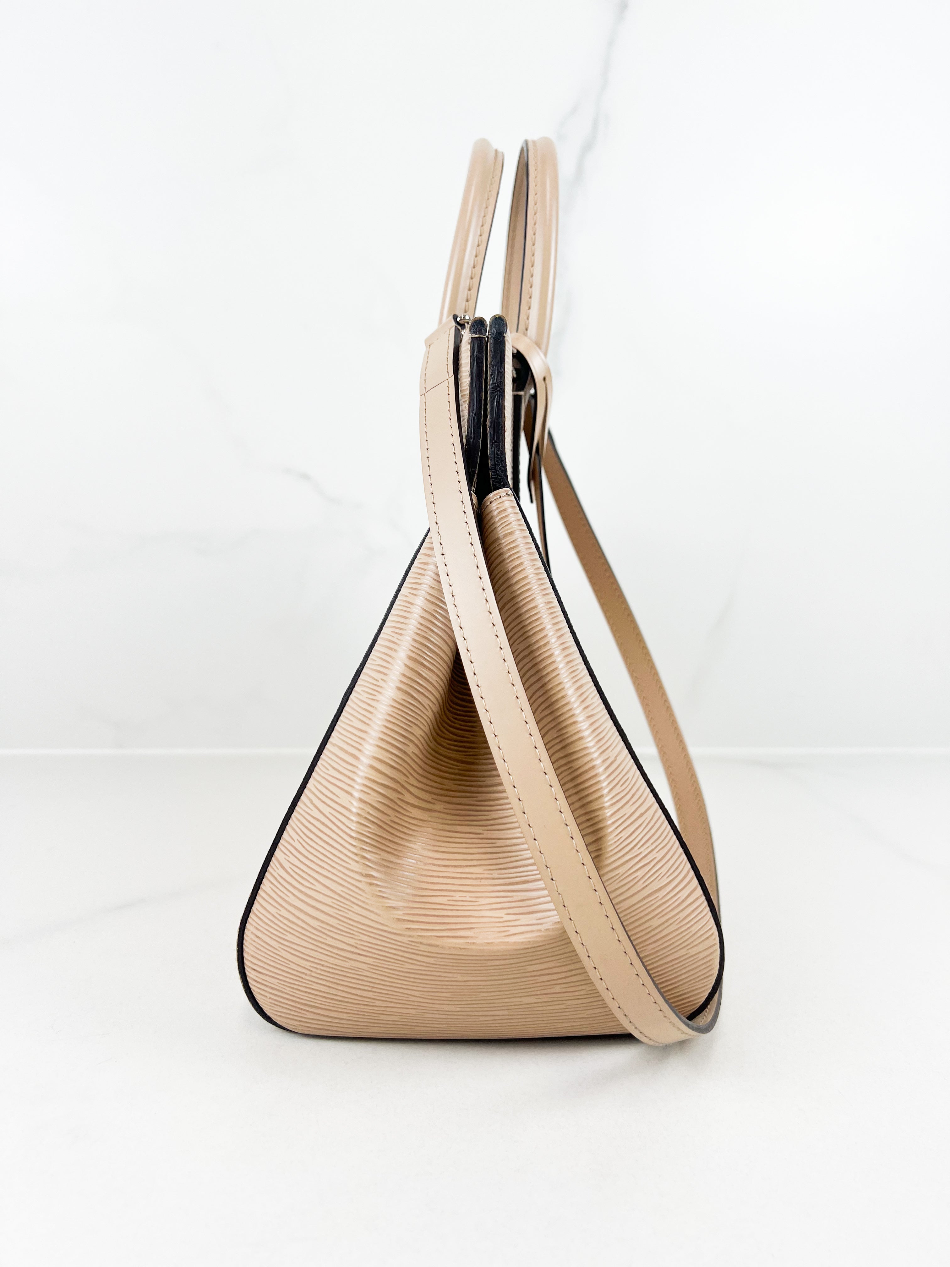 Louis Vuitton Marly MM Bag in Dune Epi Leather