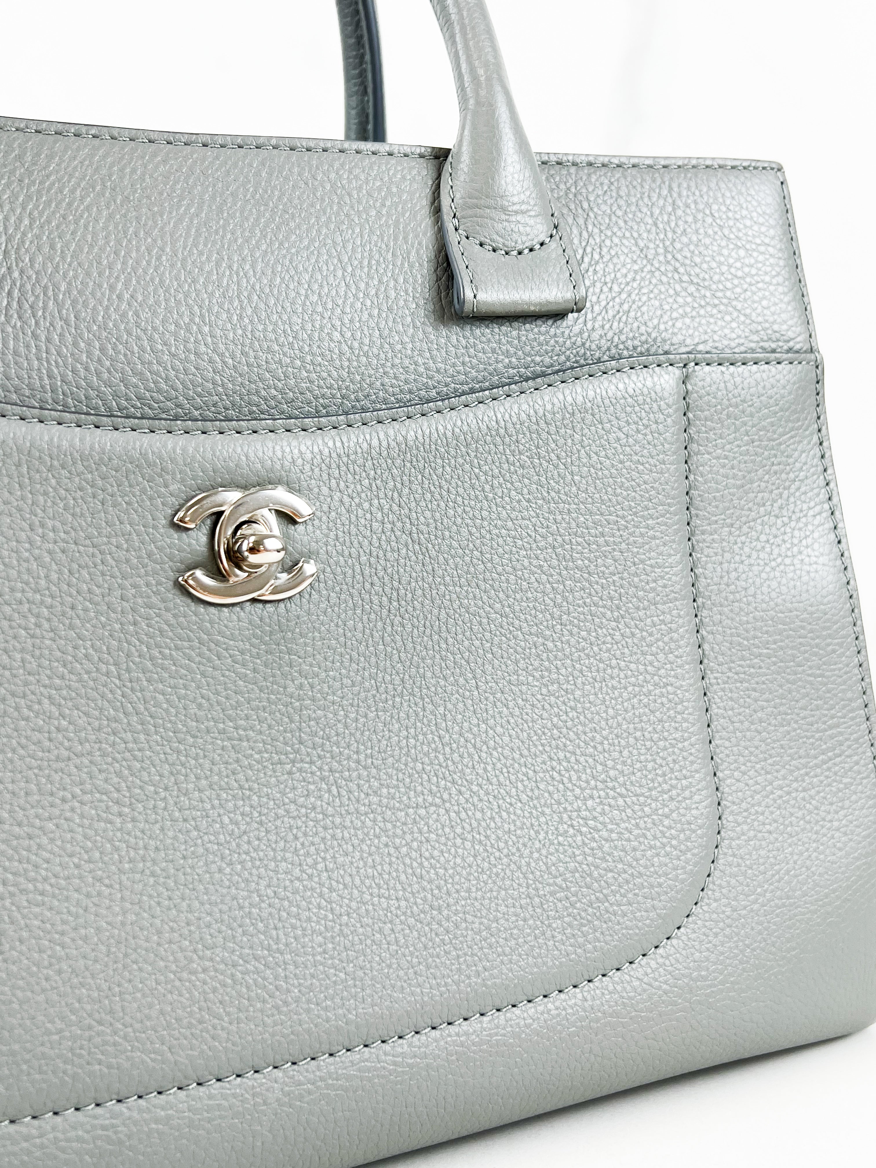 Chanel Neo Executive Tote in Grey Grained Calsfskin