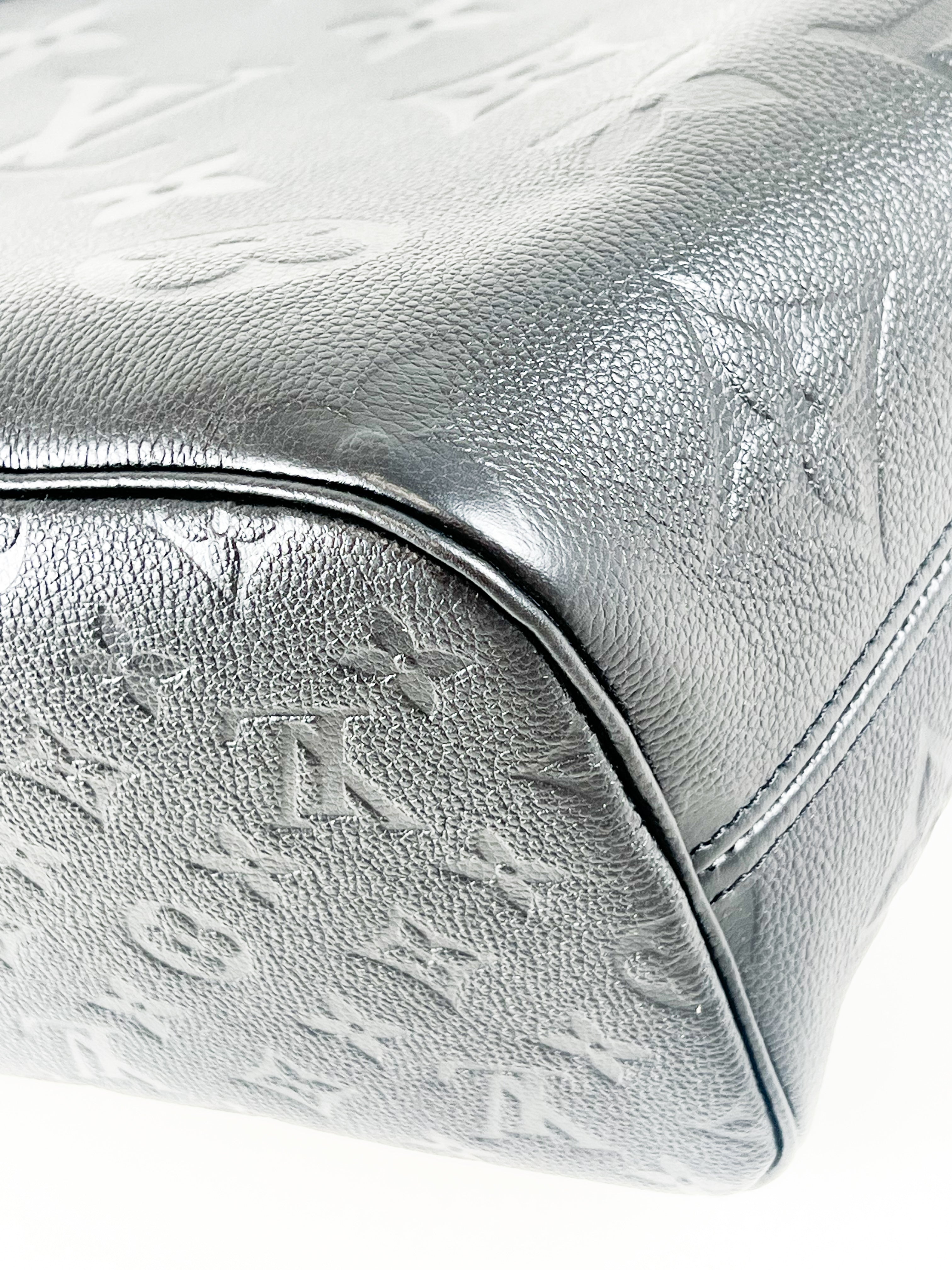 Louis Vuitton Neverfull MM in Black Monogram Empreinte Leather