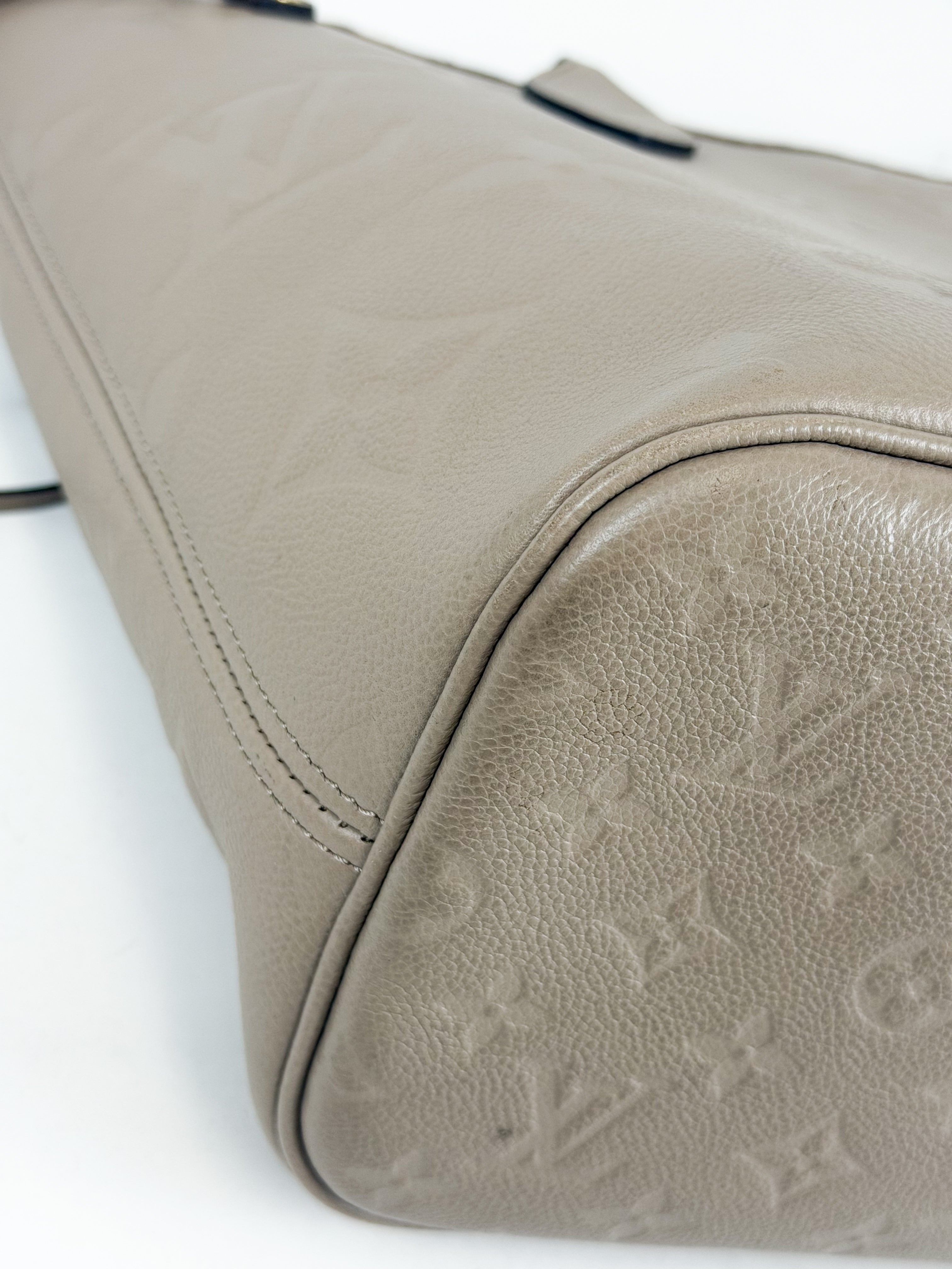 Louis Vuitton Neverfull MM in Empreinte Tourterelle with Pouch