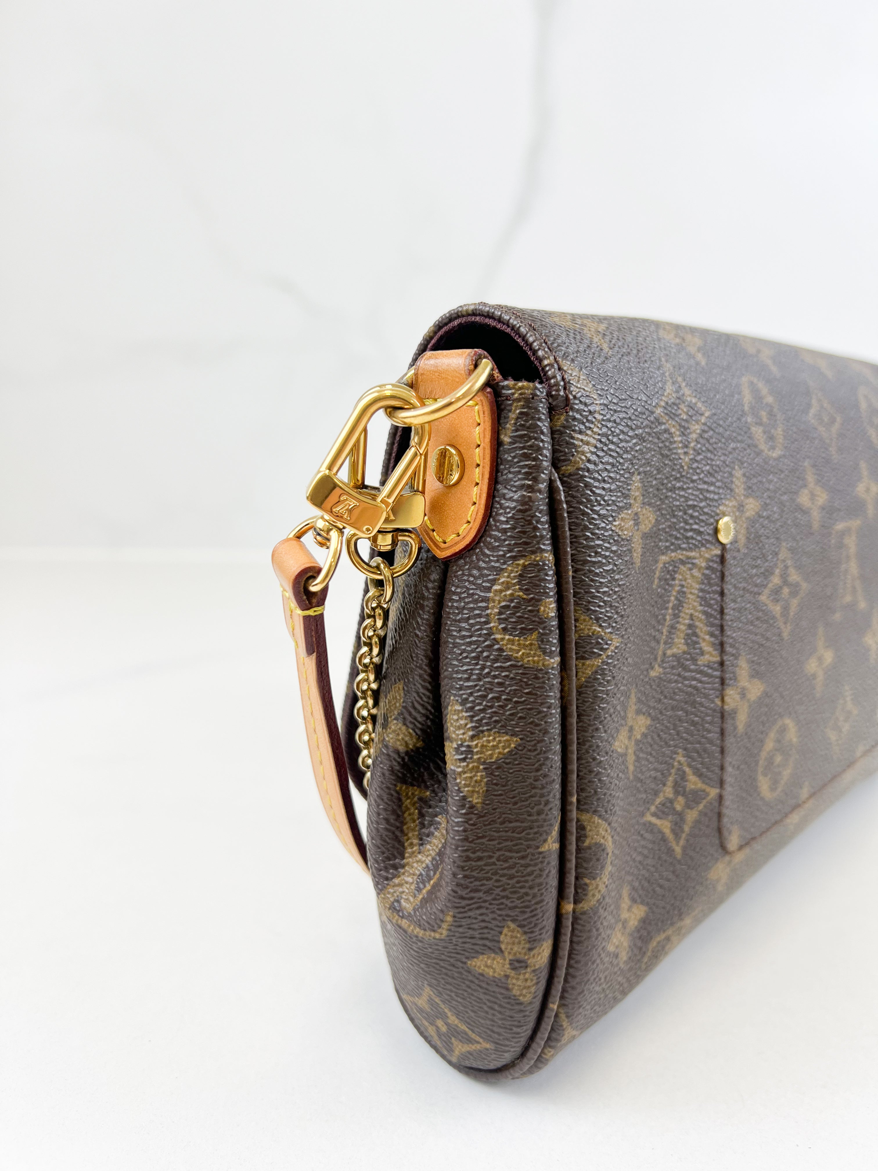 Louis Vuitton Favourite MM Monogram Canvas