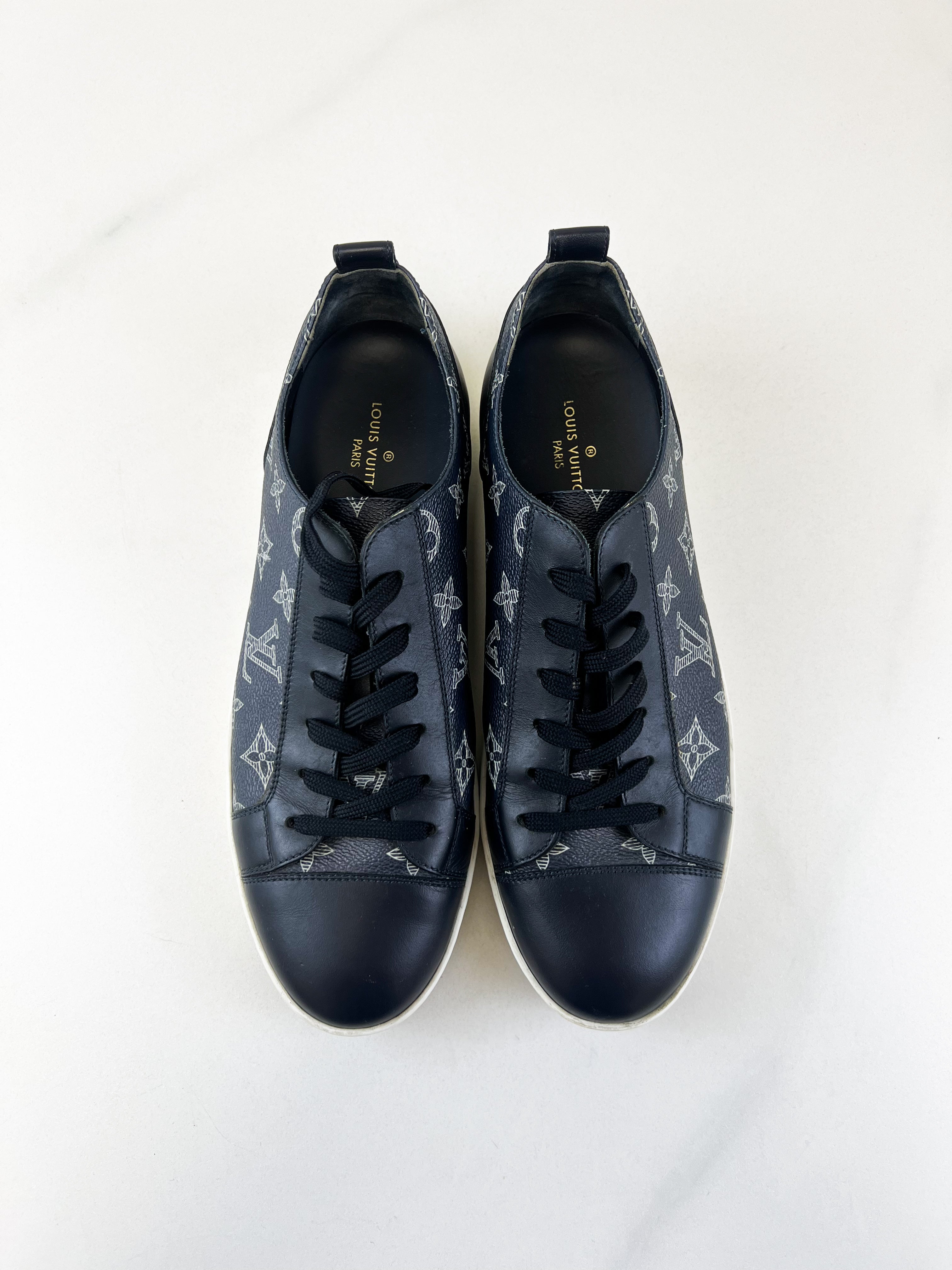 Louis Vuitton Men Black Frontrow Sneaker Size 7