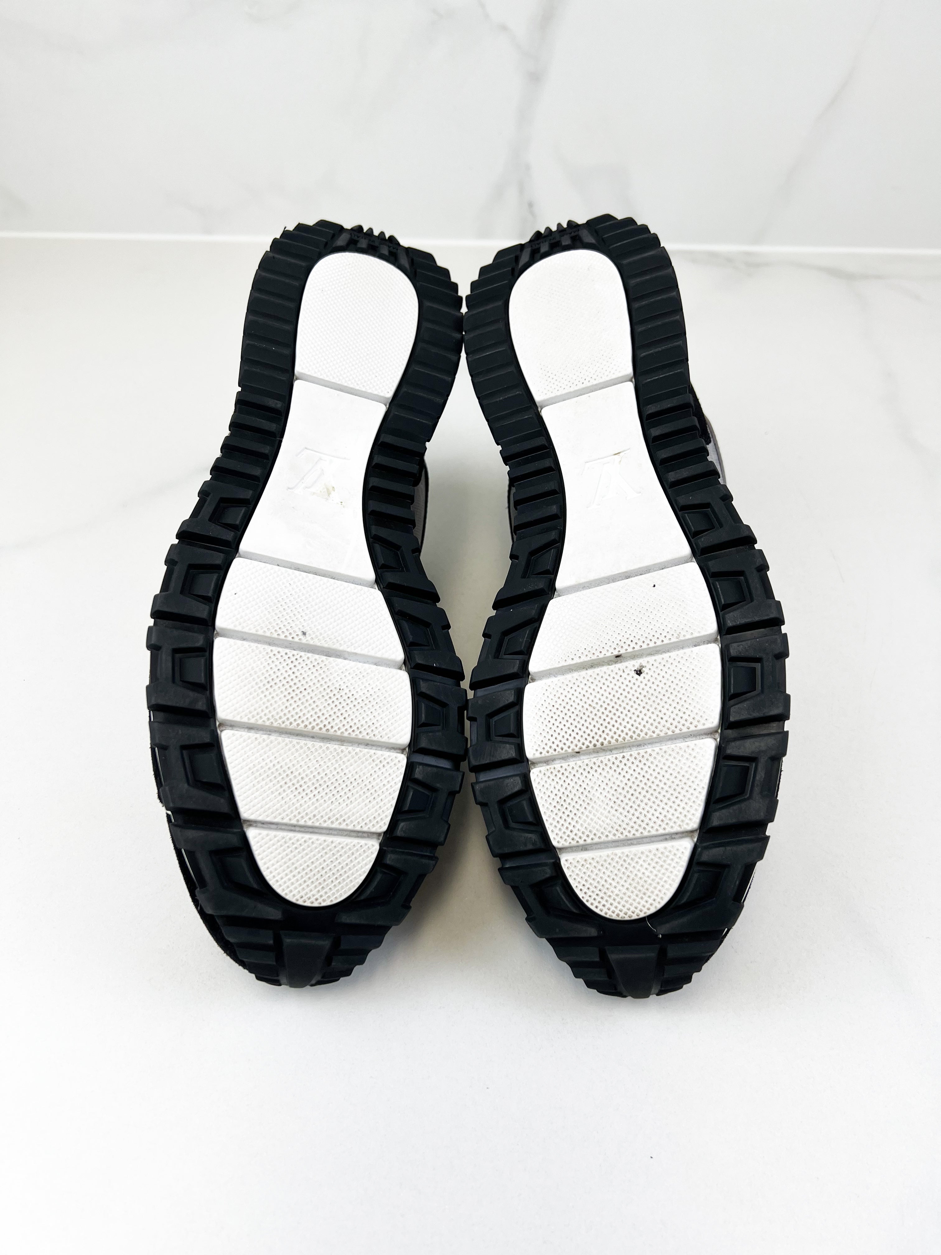 Louis Vuitton Mens Runaway Sneaker Size 7.5