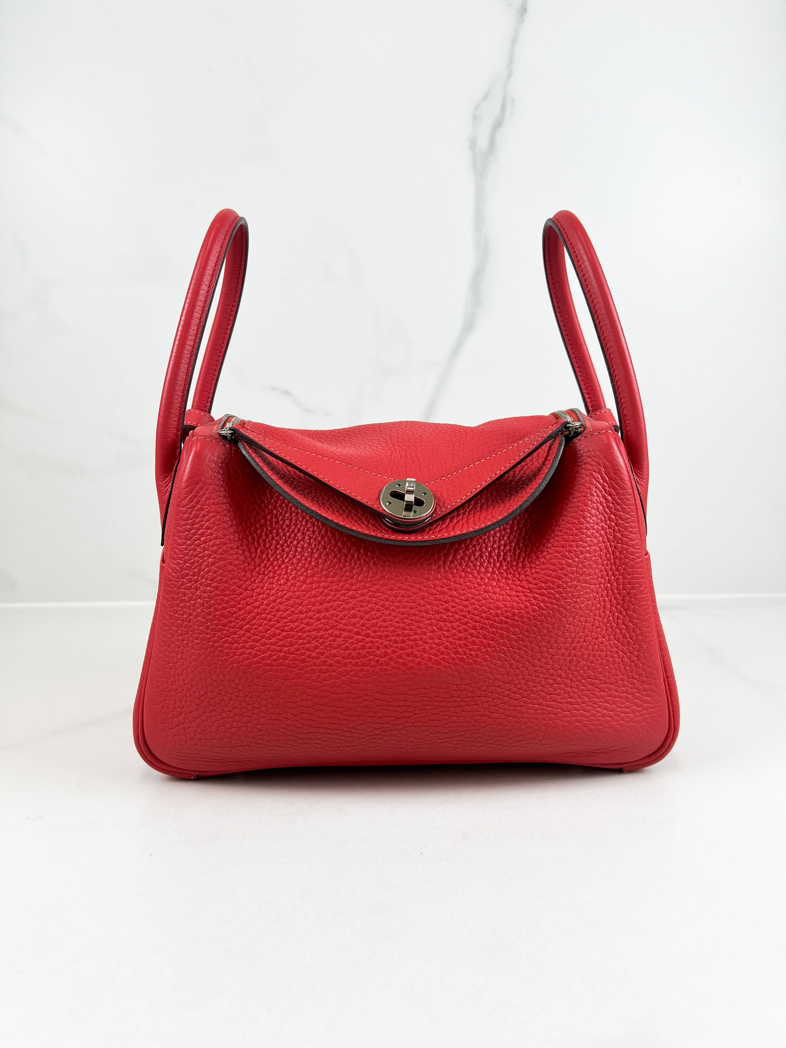 Hermes Sac Lindy 26 Taurillon Clemence 2R Rouge Pivoine