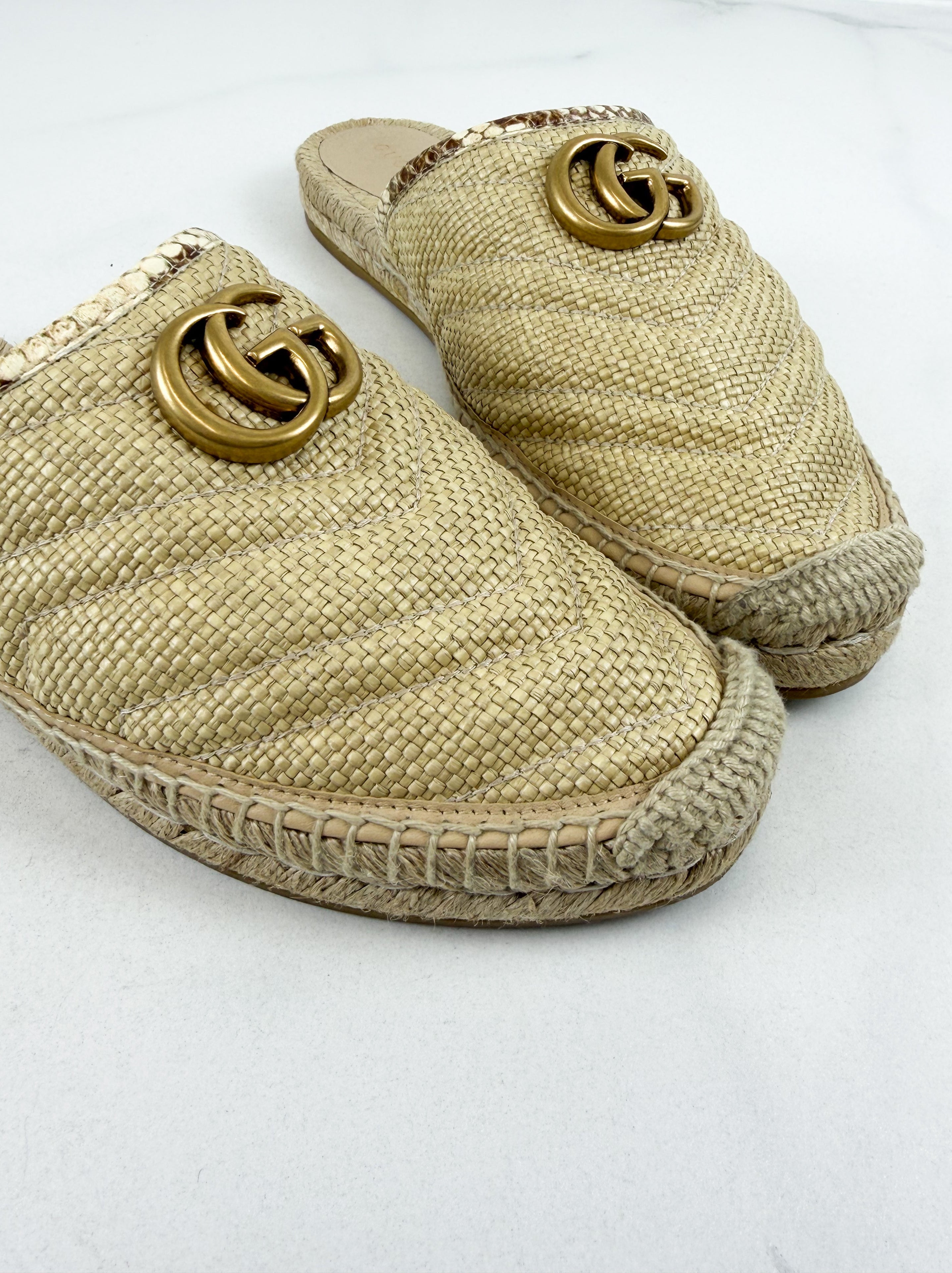 Gucci GG Marmont Matelassé Raffia Espadrille Mules Size 39