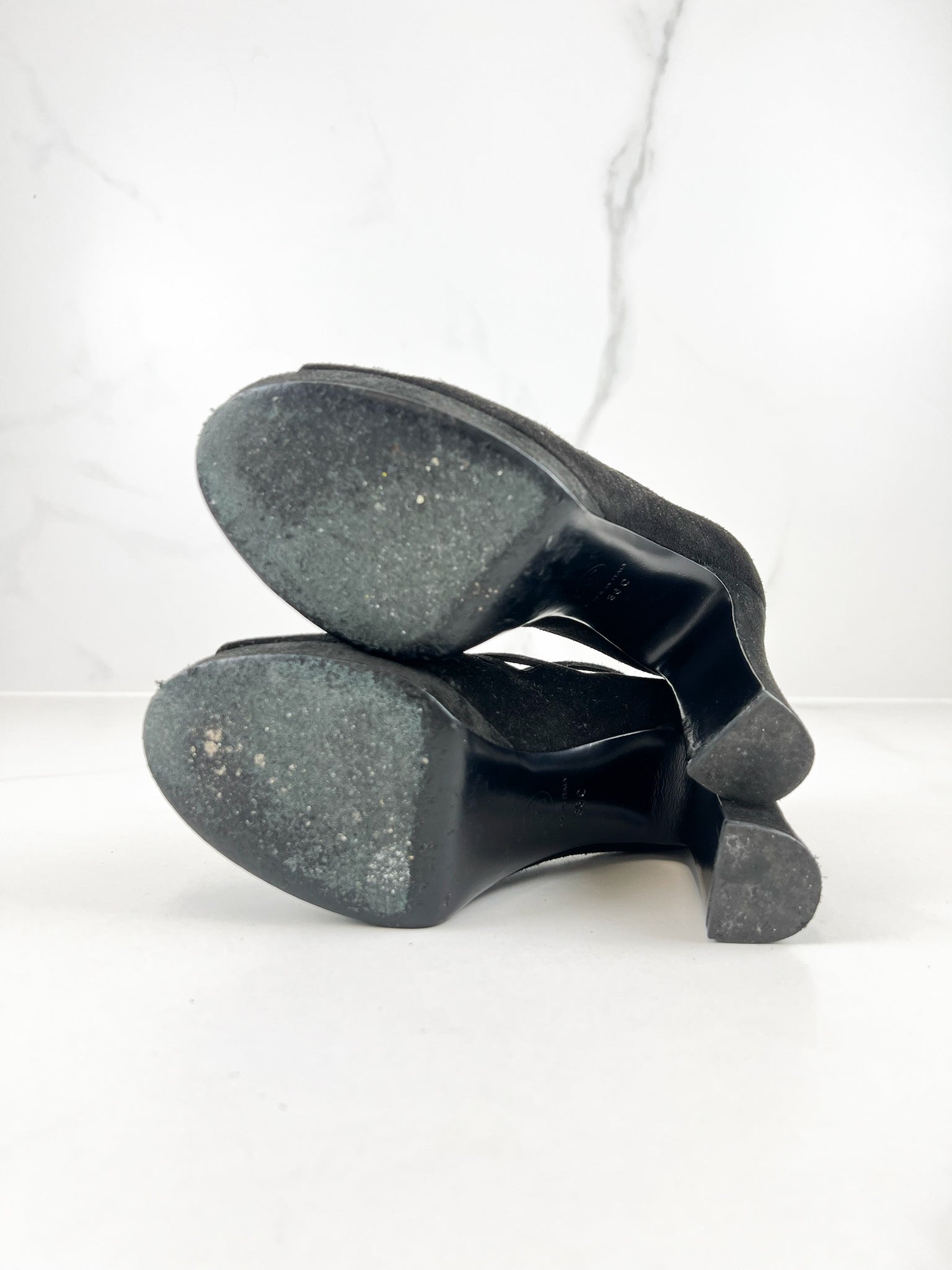 Chanel Suede Pearl Shamrock CC Sandal Pump in Black Size 36C
