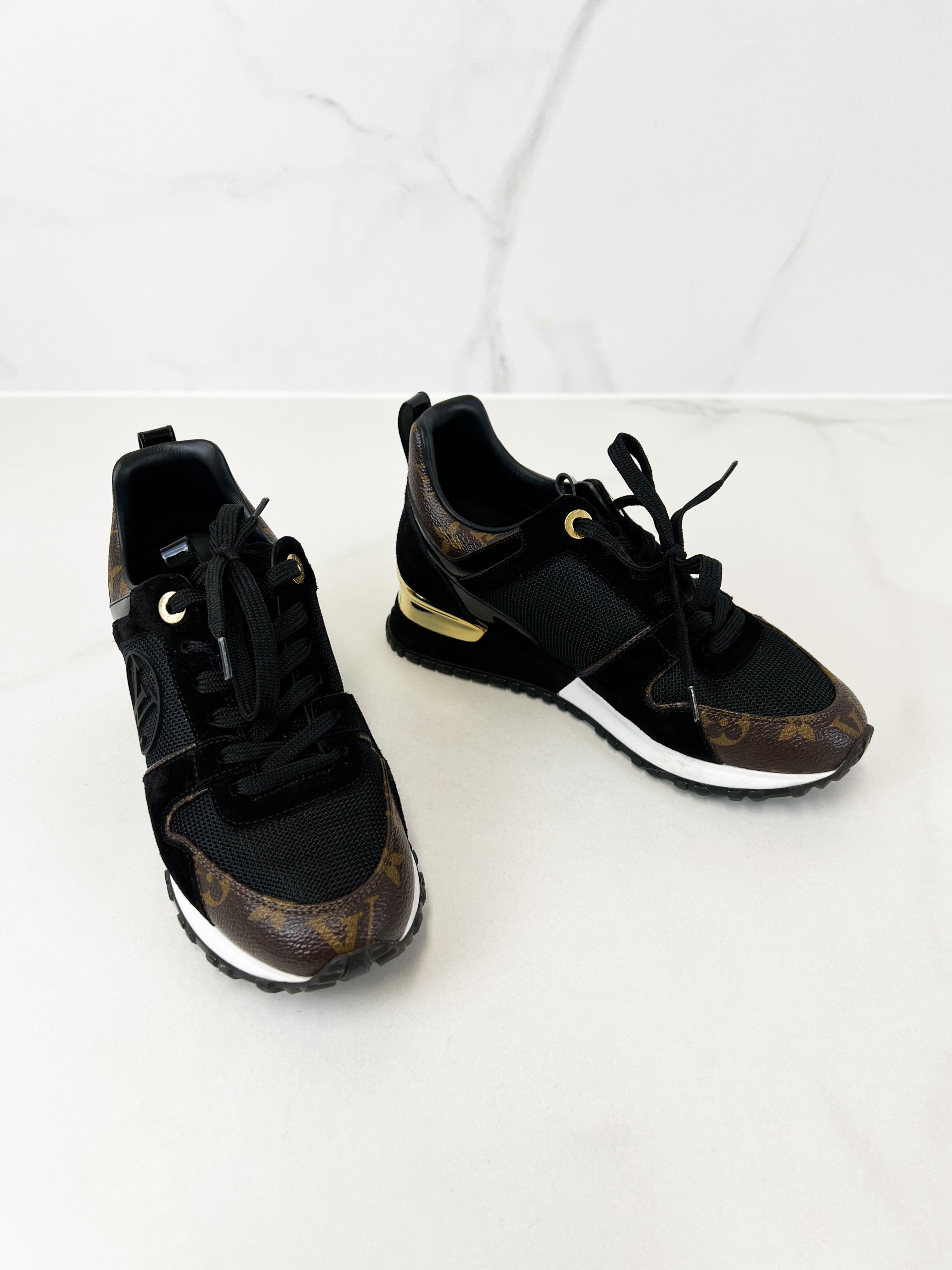 Louis Vuitton Runaway Sneaker Size 35