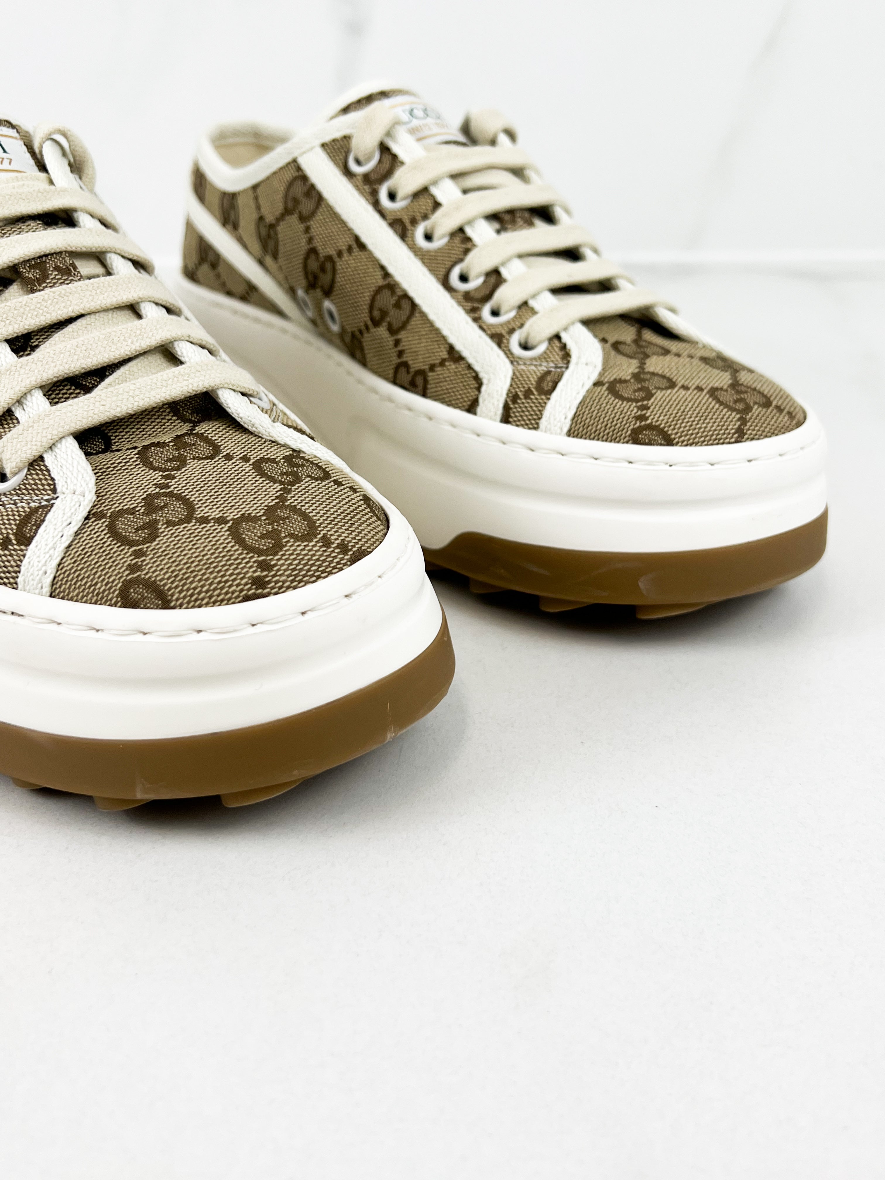 Gucci GG Interlocking Platform Sneaker