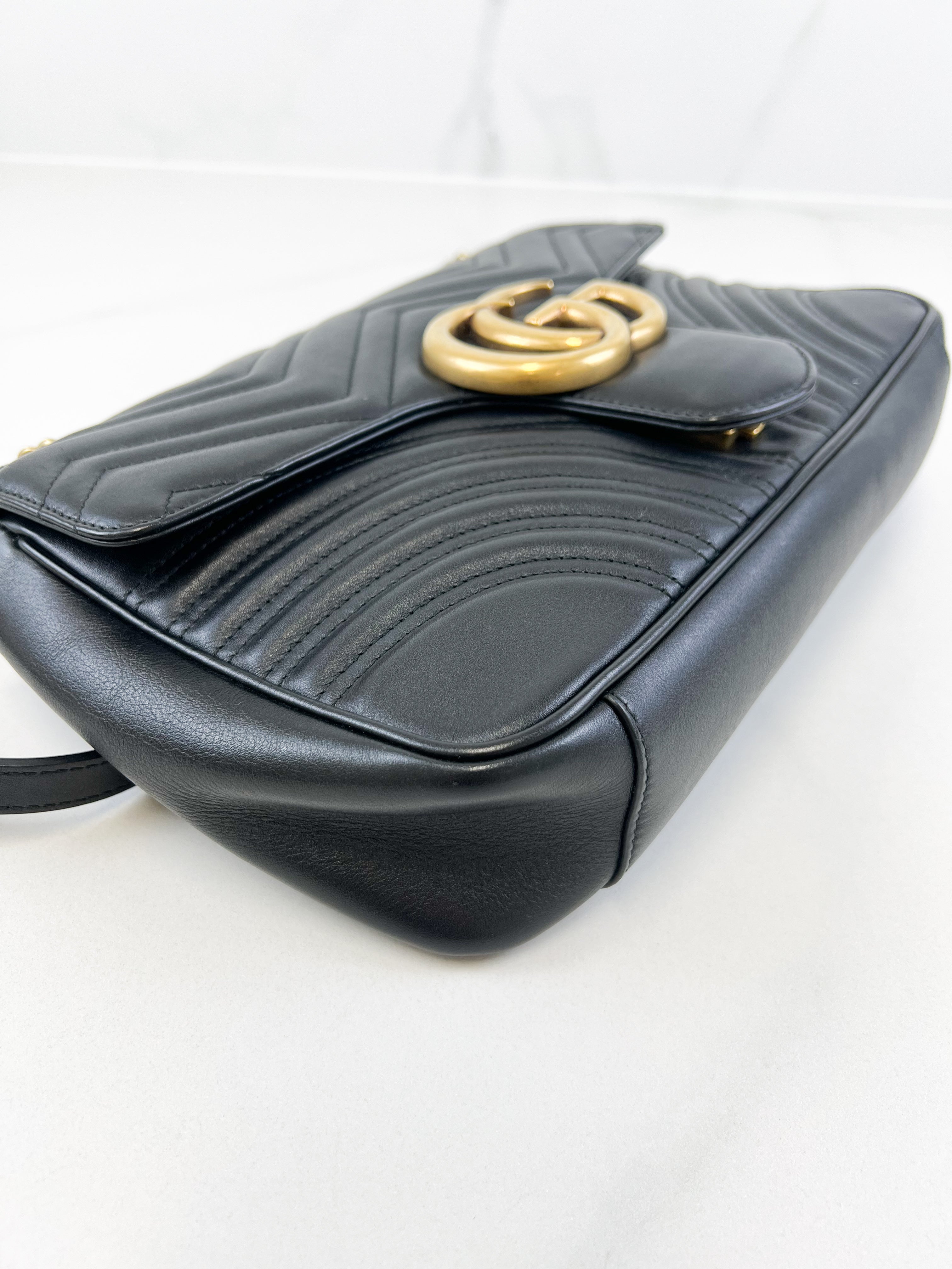 Gucci GG Marmont Matelasse Medium Black Flap Shoulder Bag