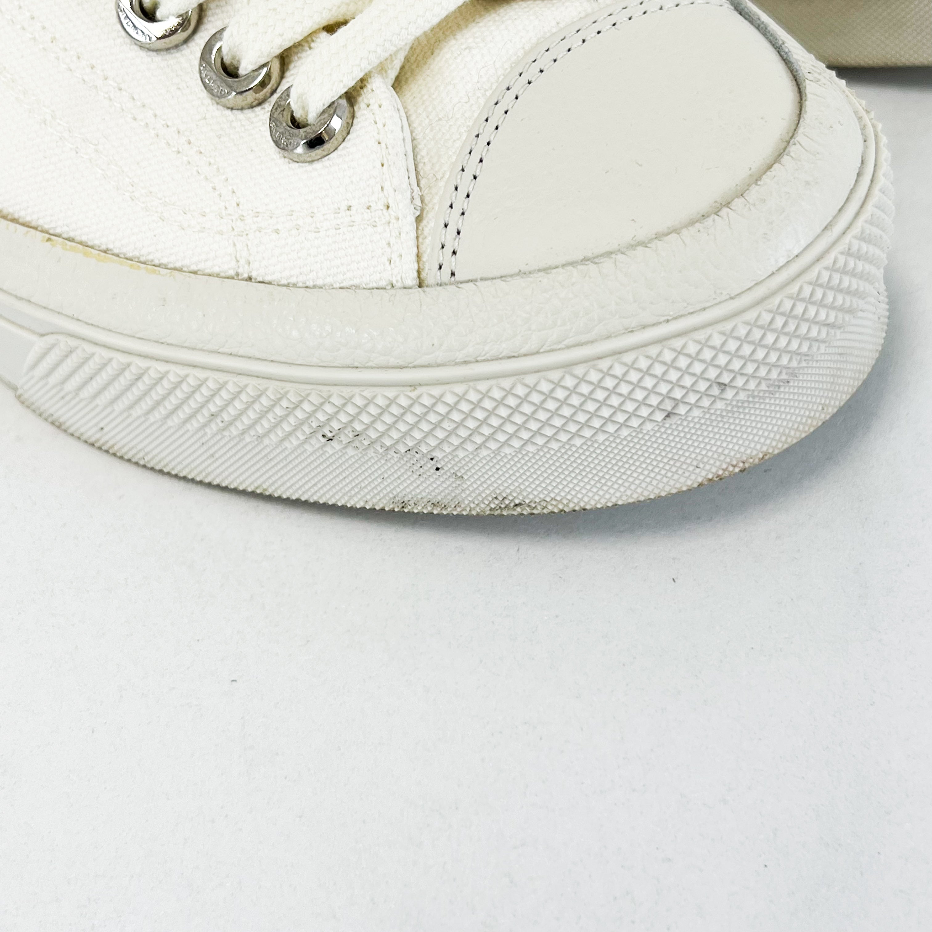 Givenchy White Lace Up Low Top Sneaker Size 38