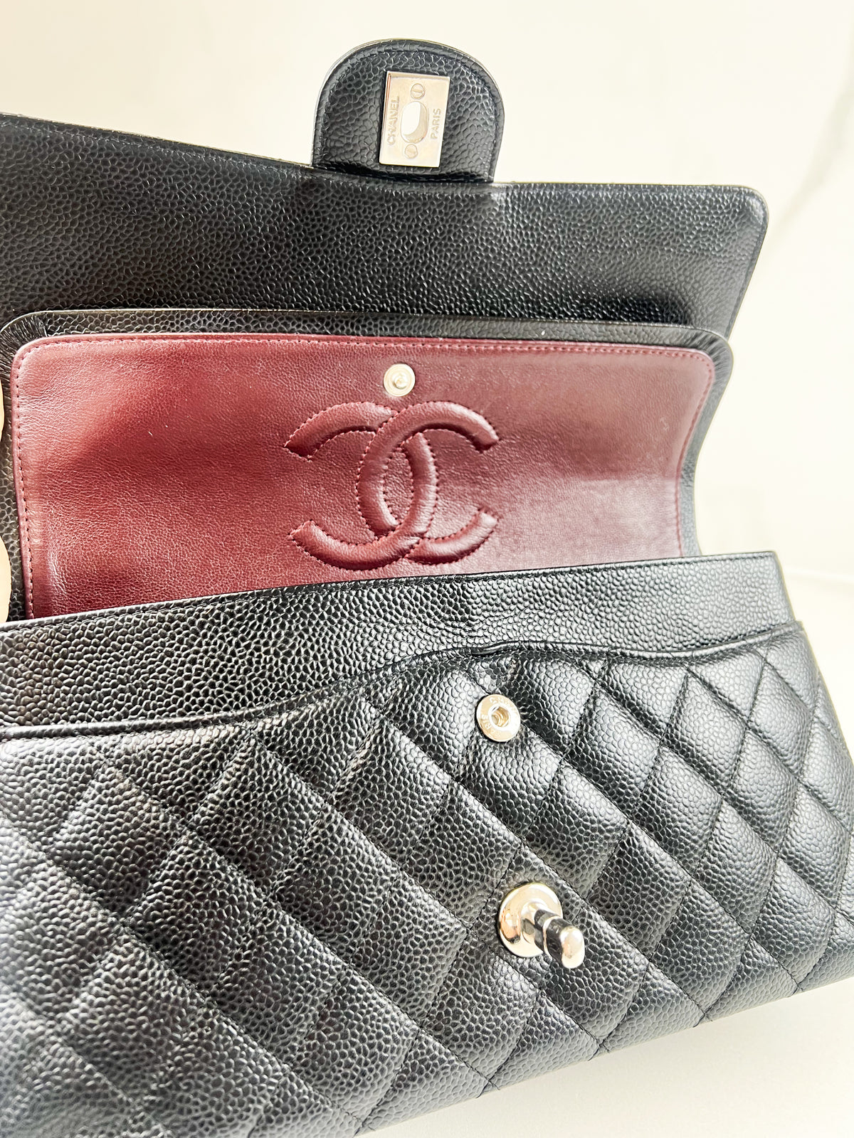 Chanel CC Medium Caviar Black Classic Double Flap Shoulder Bag