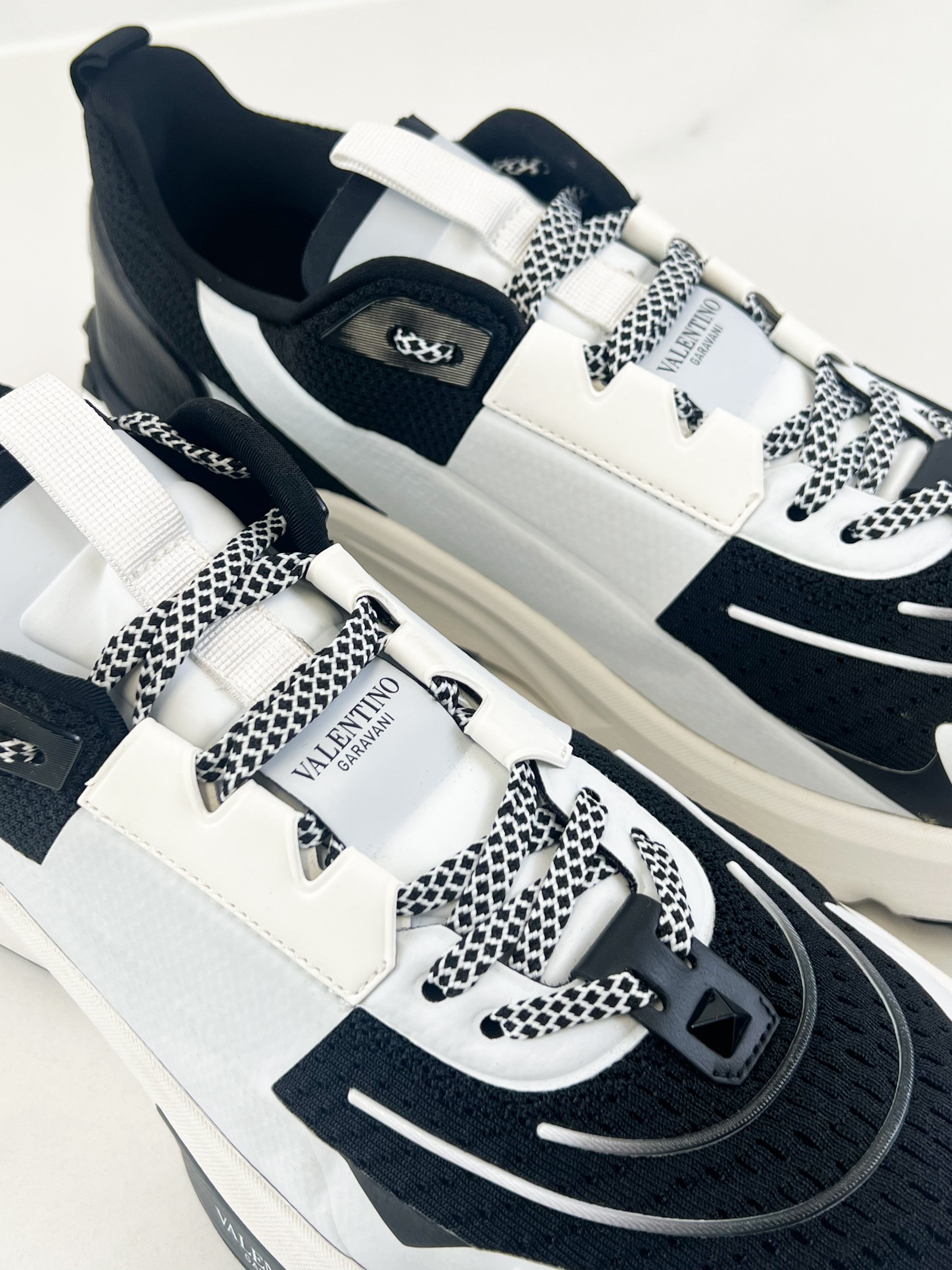 Valentino Mens True Act Panelled Sneaker Size 44