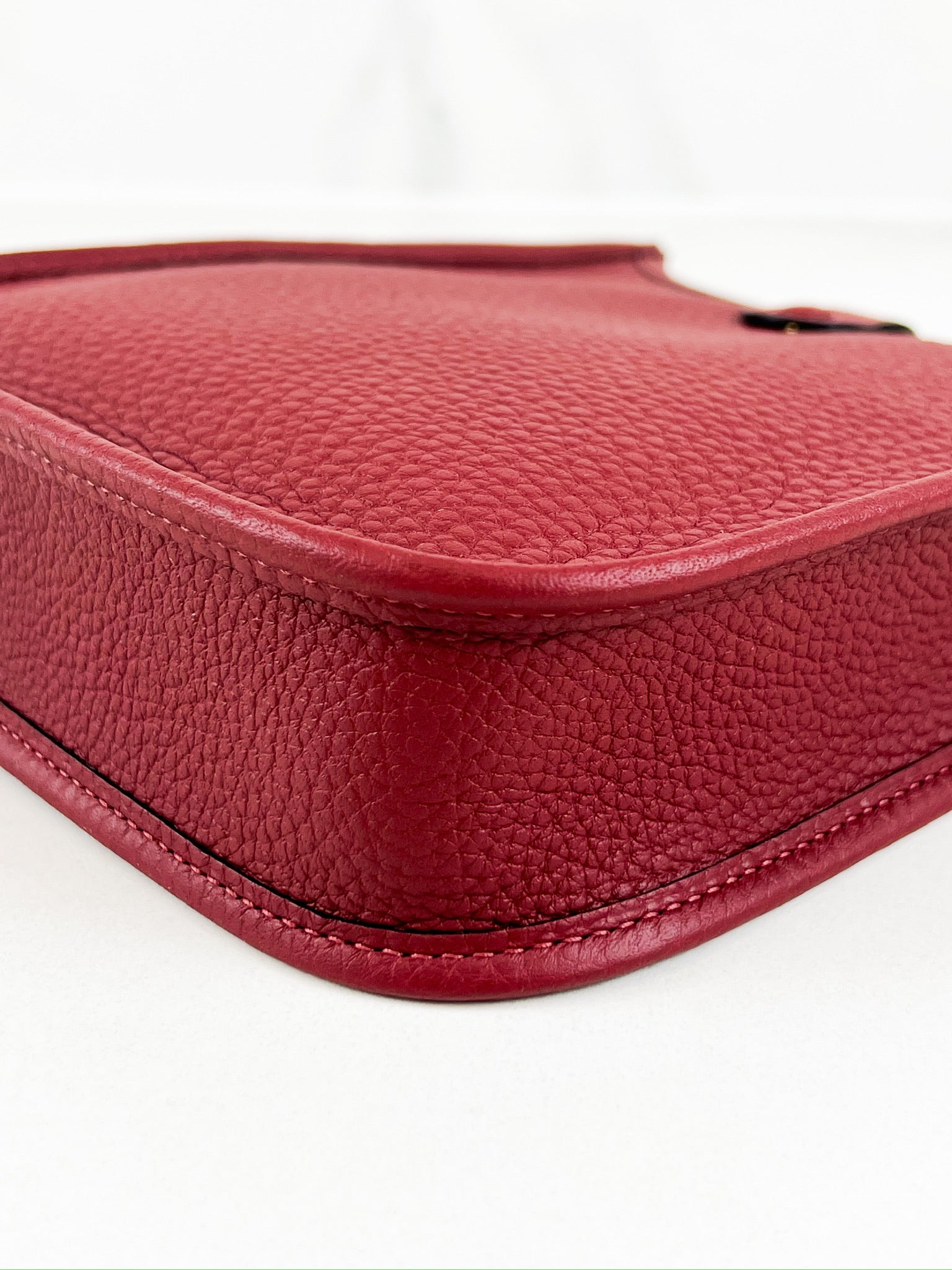 Hermes 16 Mini Evelyne in Rouge