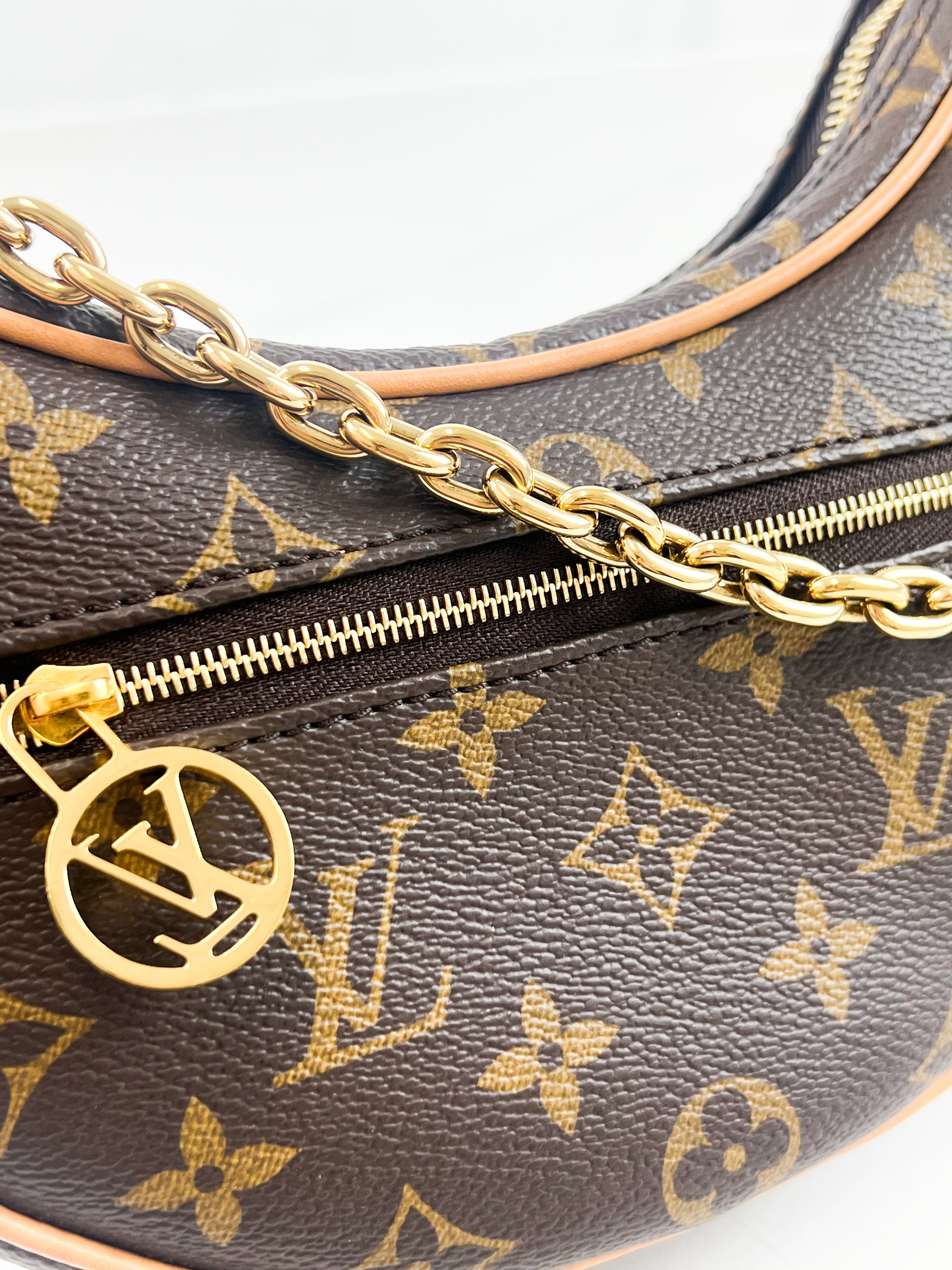 Louis Vuitton Loop Monogram