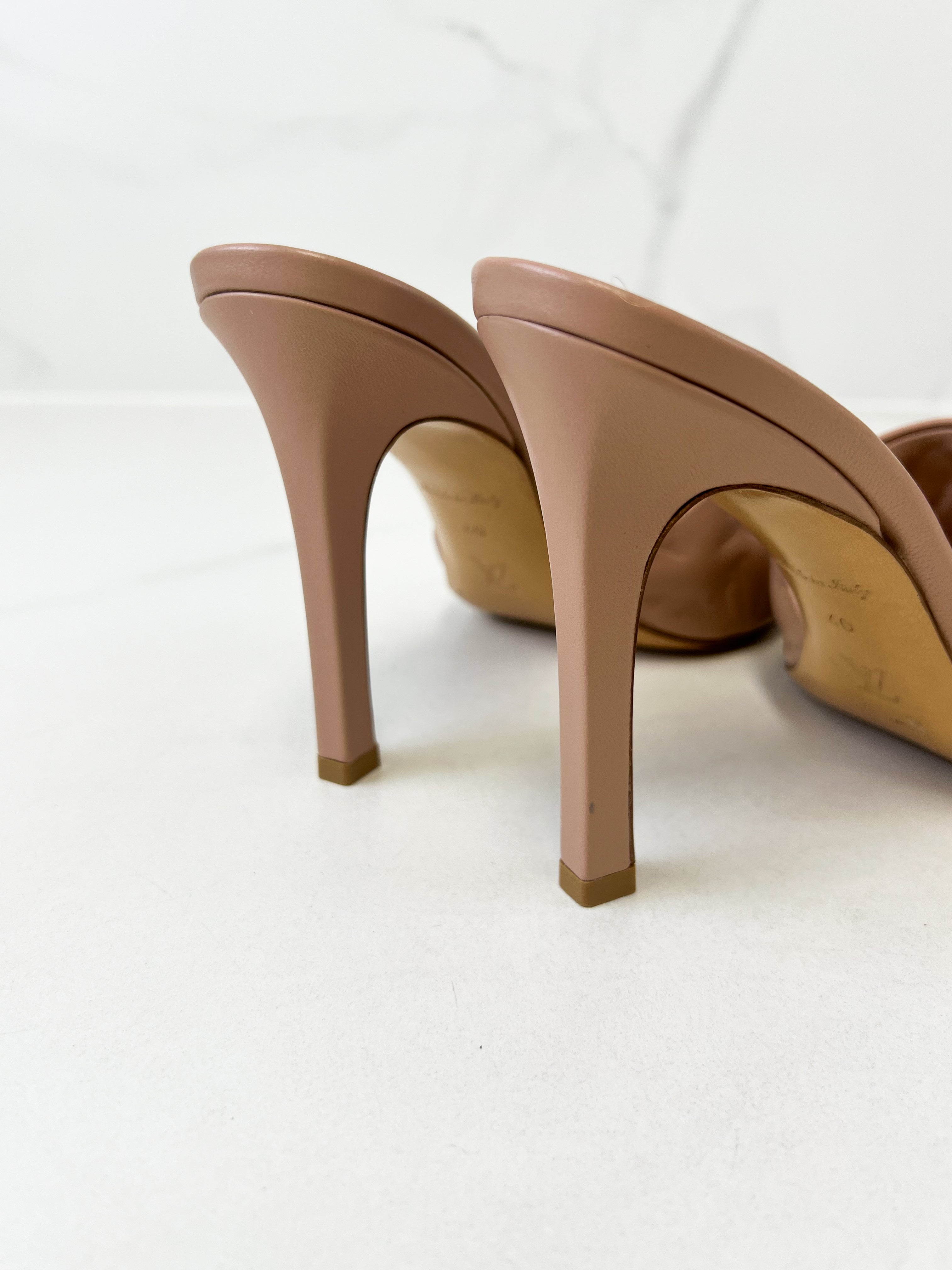 Louis Vuitton Neo Revival Mule Size 40