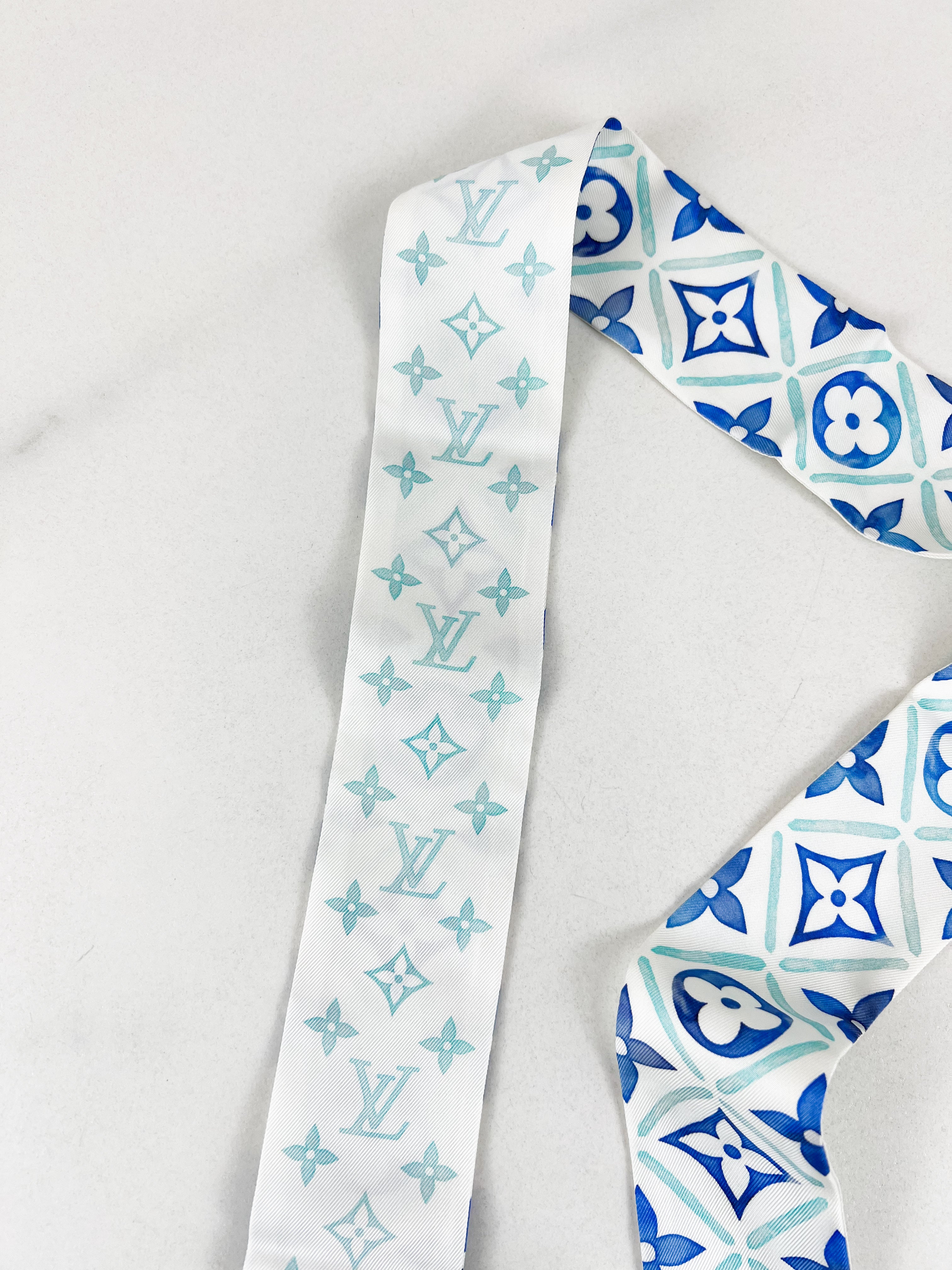 Louis Vuitton Confidential Bandeau Lagoon Blue Twilly