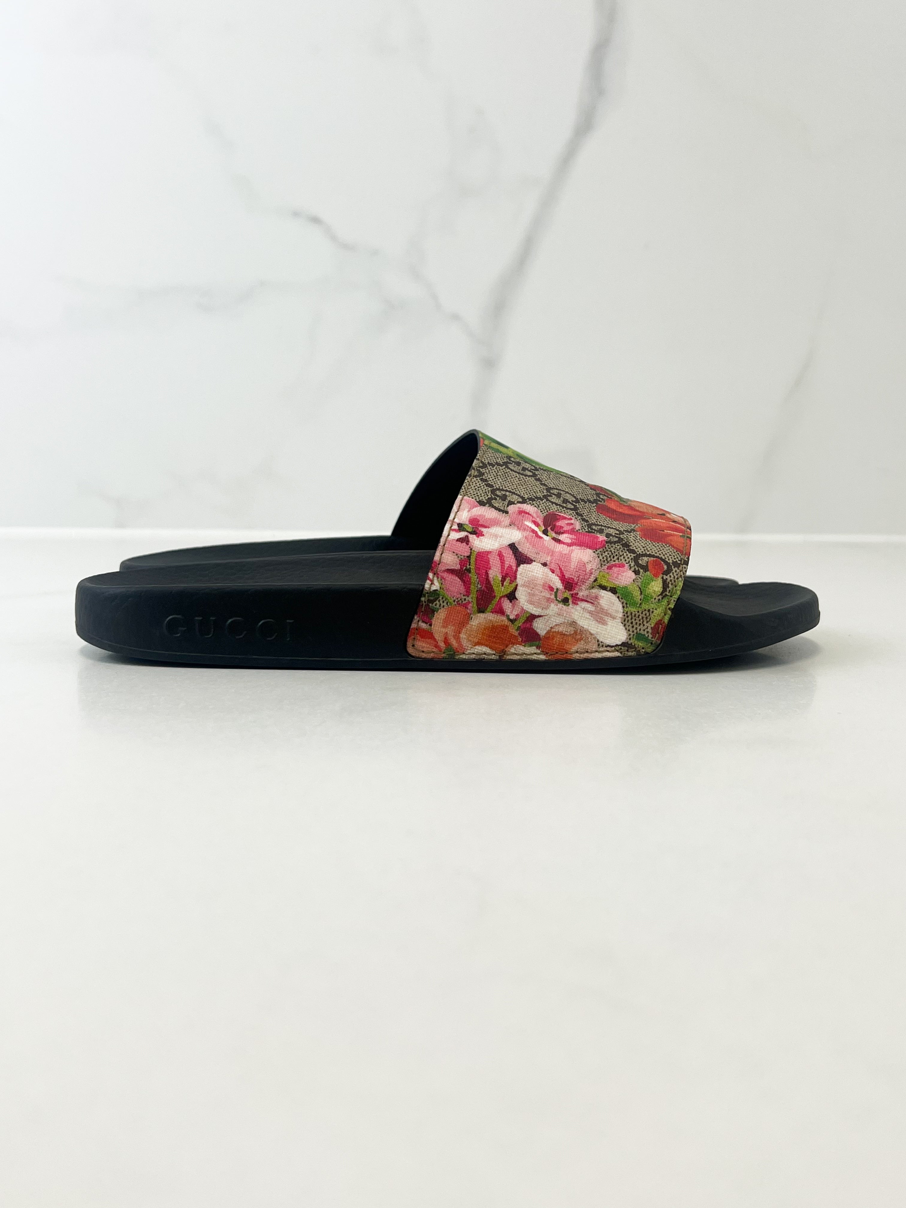 Gucci Floral Supreme Slides Size 37