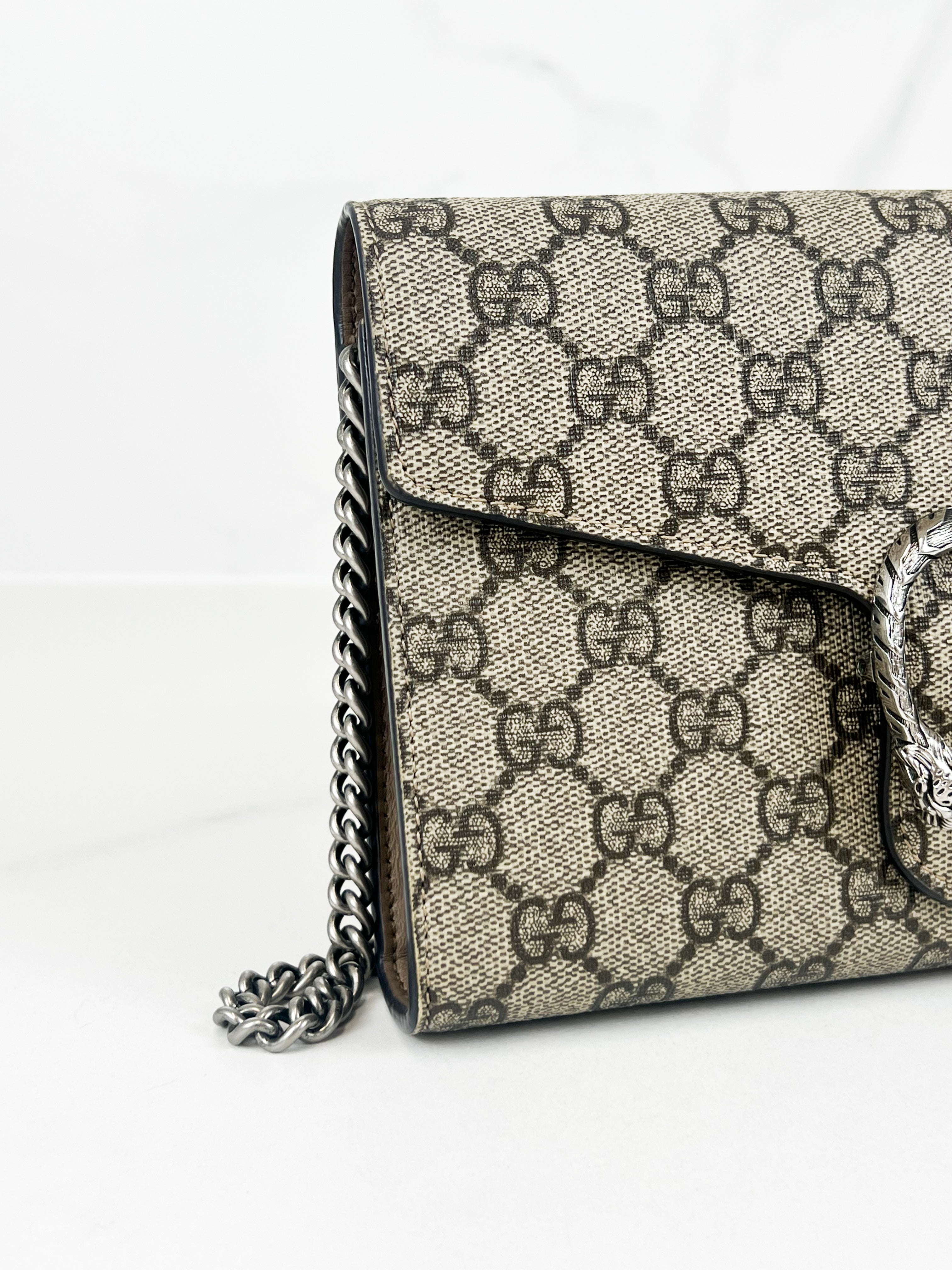 Gucci Dionysus GG Supreme Chain Wallet
