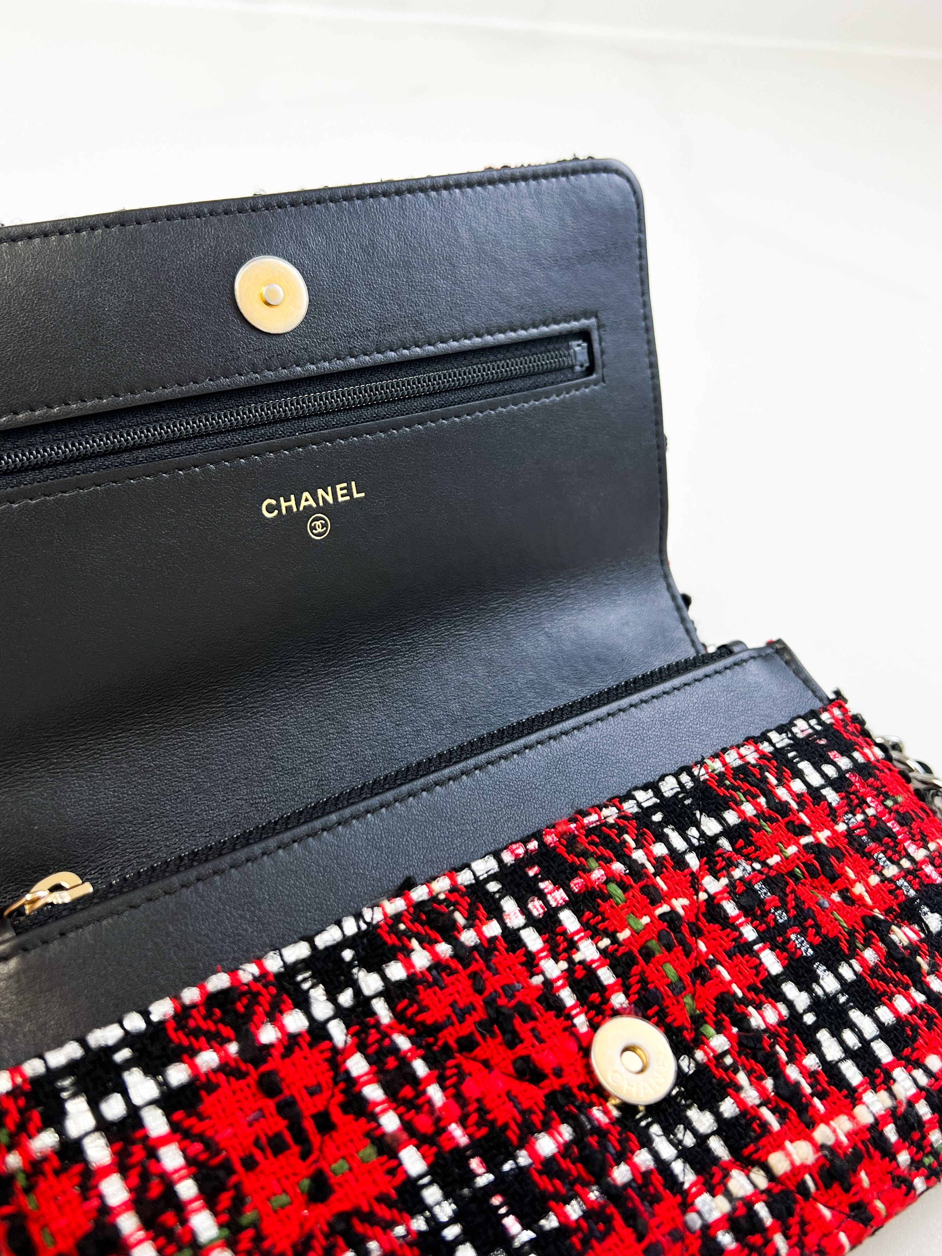 Chanel 19 Wool Tweed & Gold Tone Metal Wallet on Chain