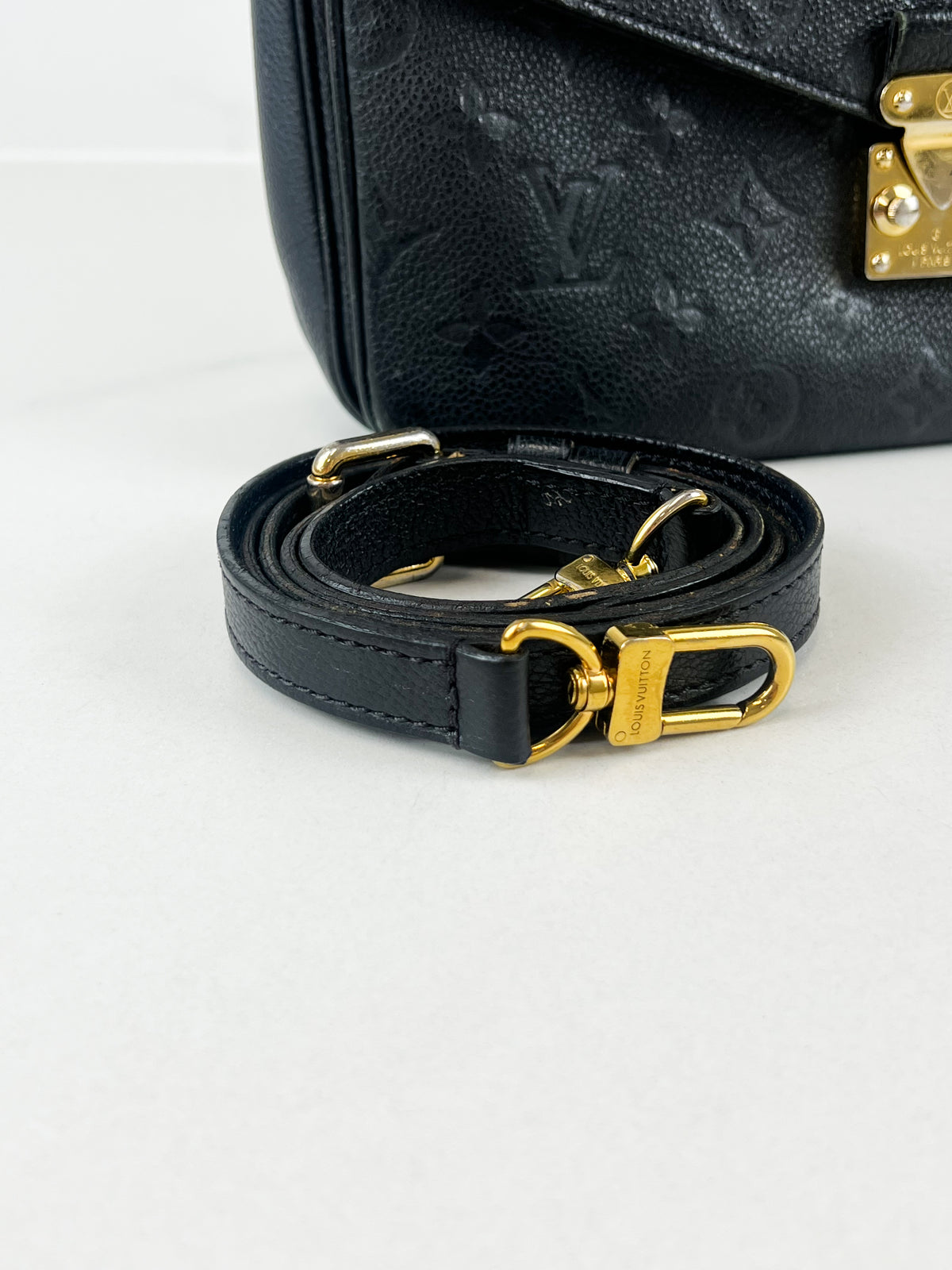 Louis Vuitton Empreinte Black Pochette Metis