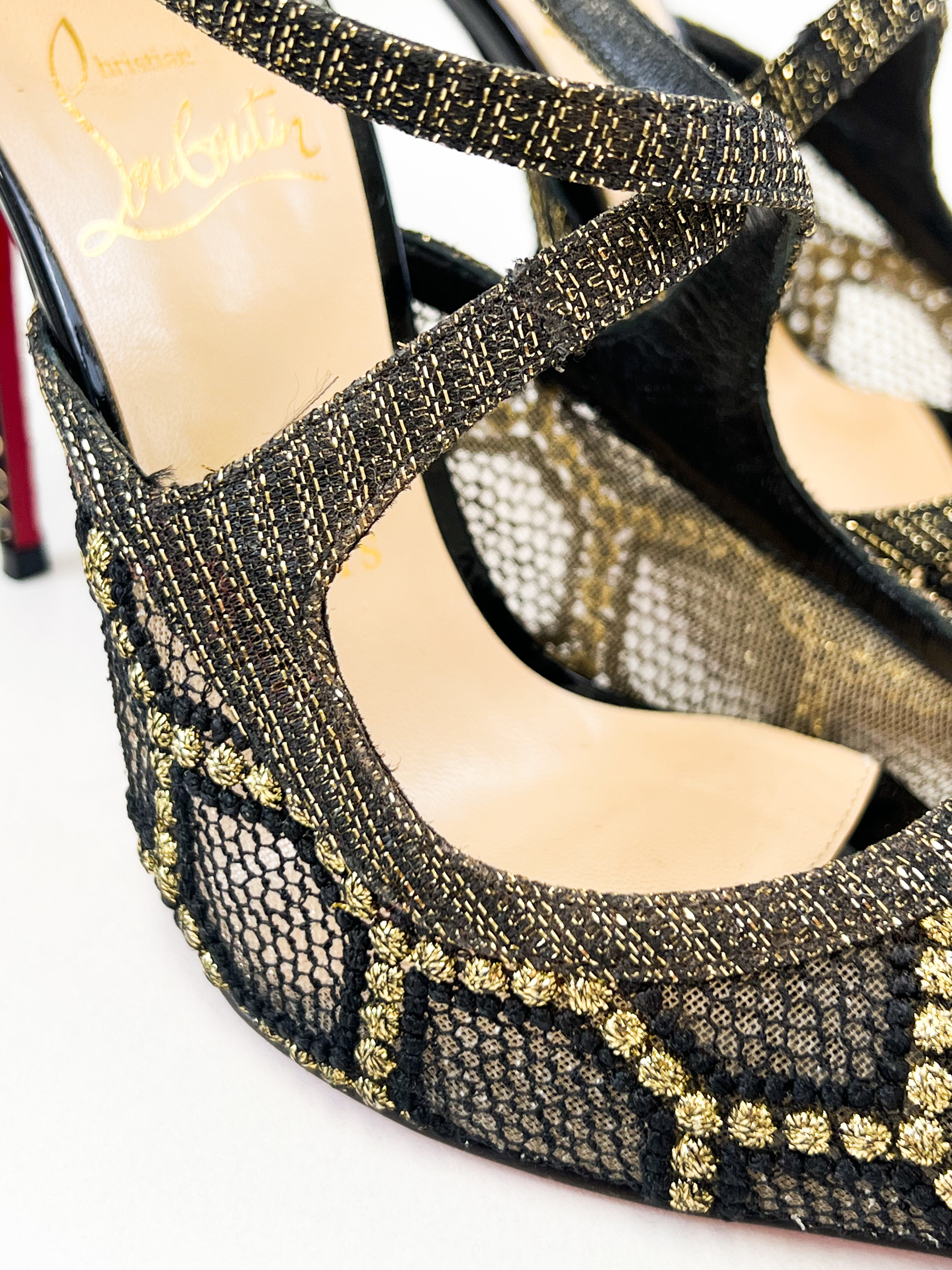 Christian Louboutin Black Lace Twistissima Pump Size 37