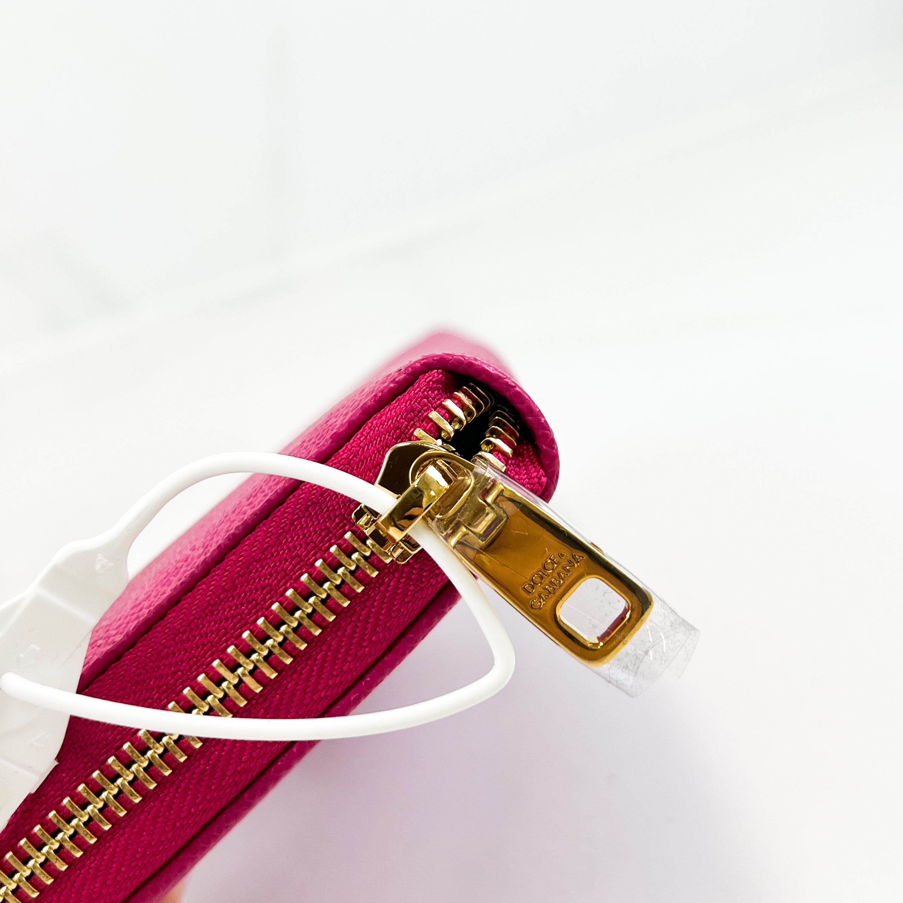 Dolce & Gabbana Leather Pink Zip Around Wallet