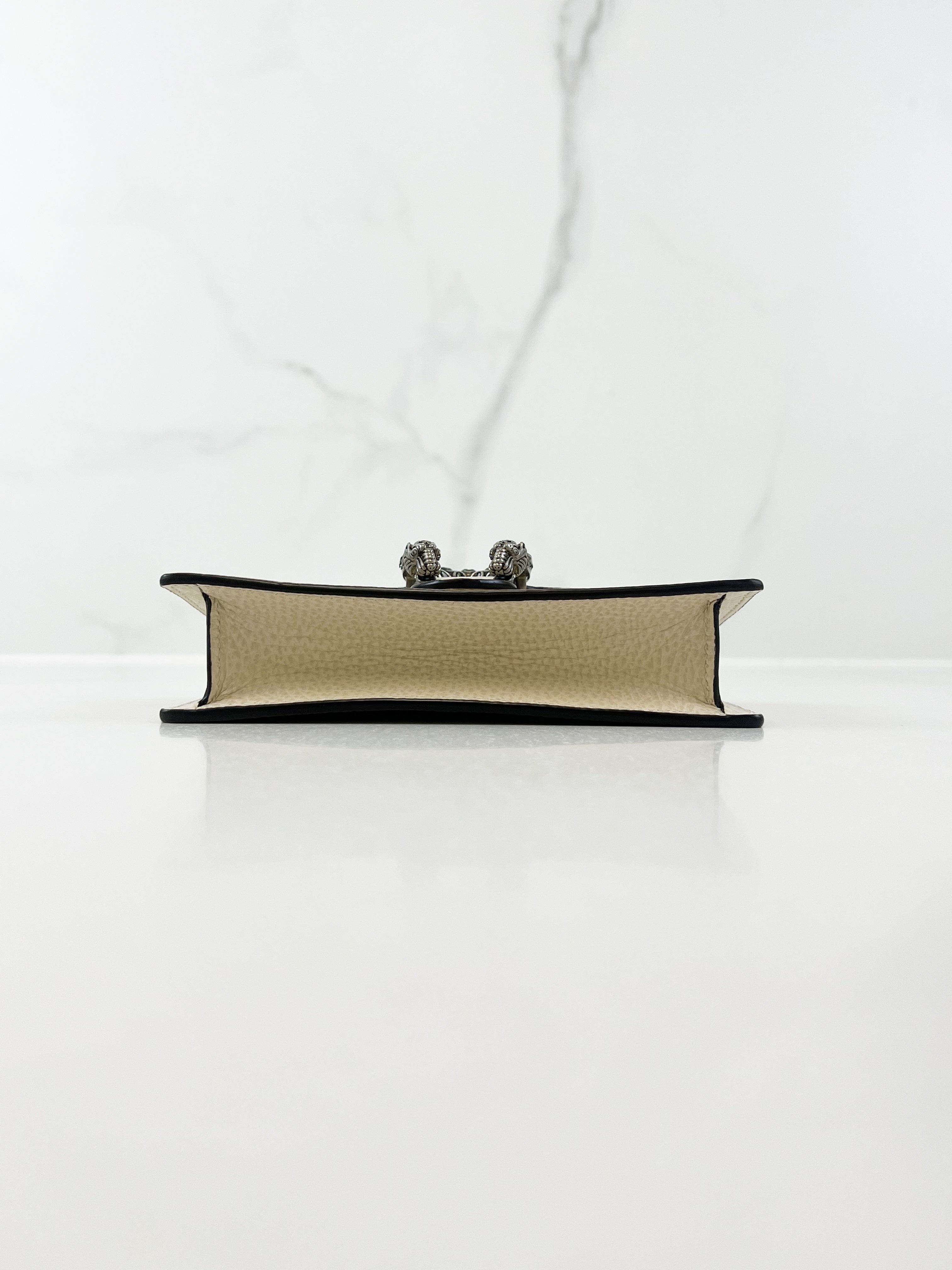 Gucci Dionysus White Super Mini Bag