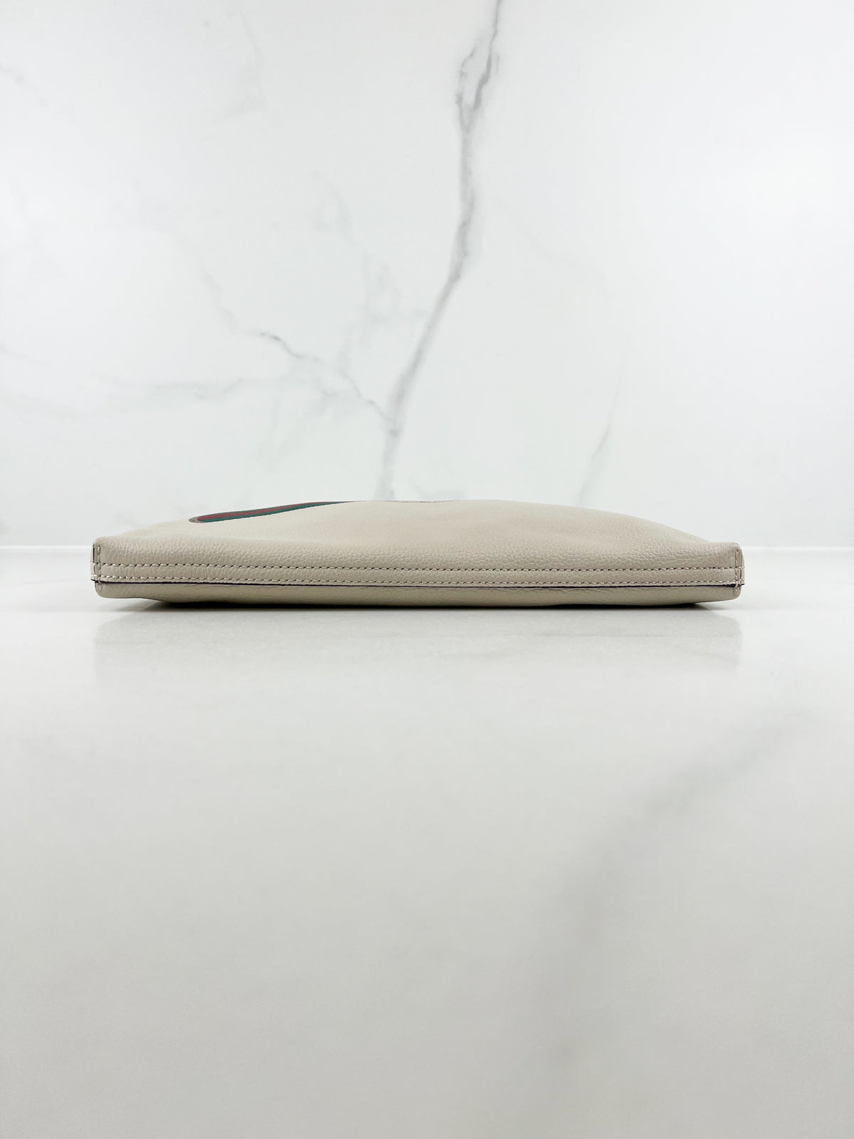 Gucci Bone Leather Logo Porforlio Pouch