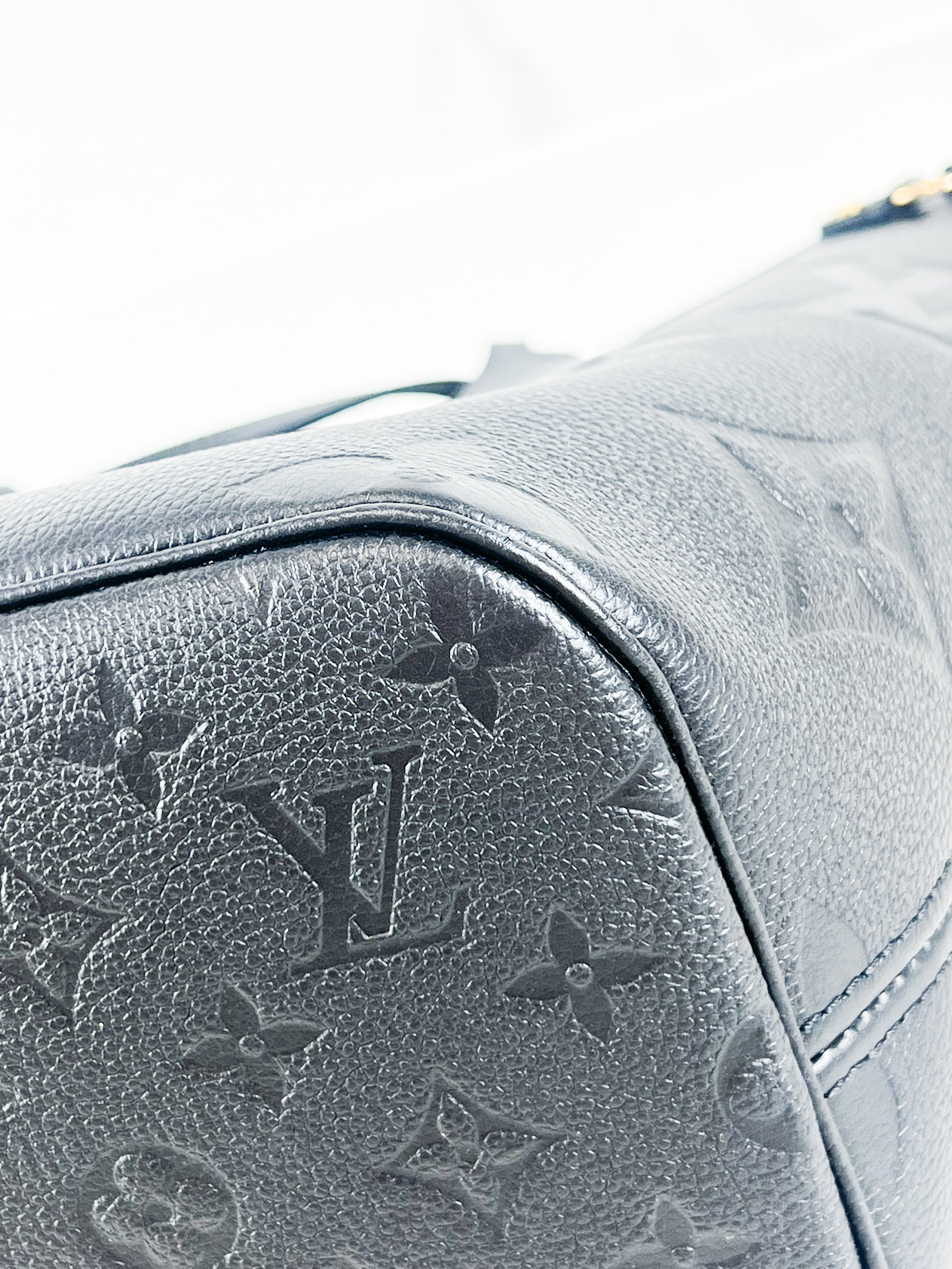 Louis Vuitton Neverfull MM in Black Monogram Empreinte Leather