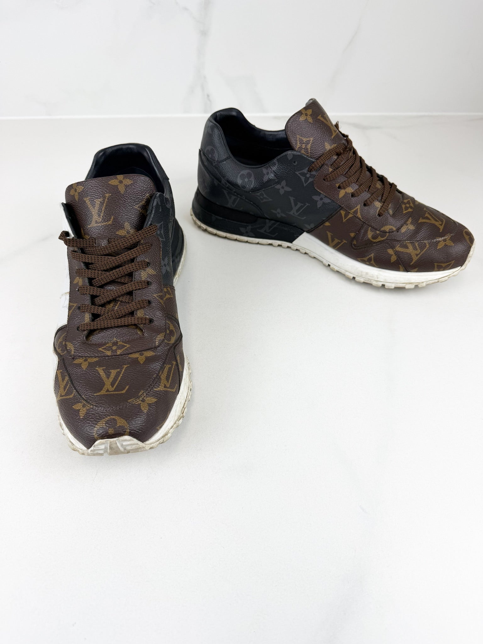 Louis Vuitton Runaway Sneaker Size 9.5 Men's