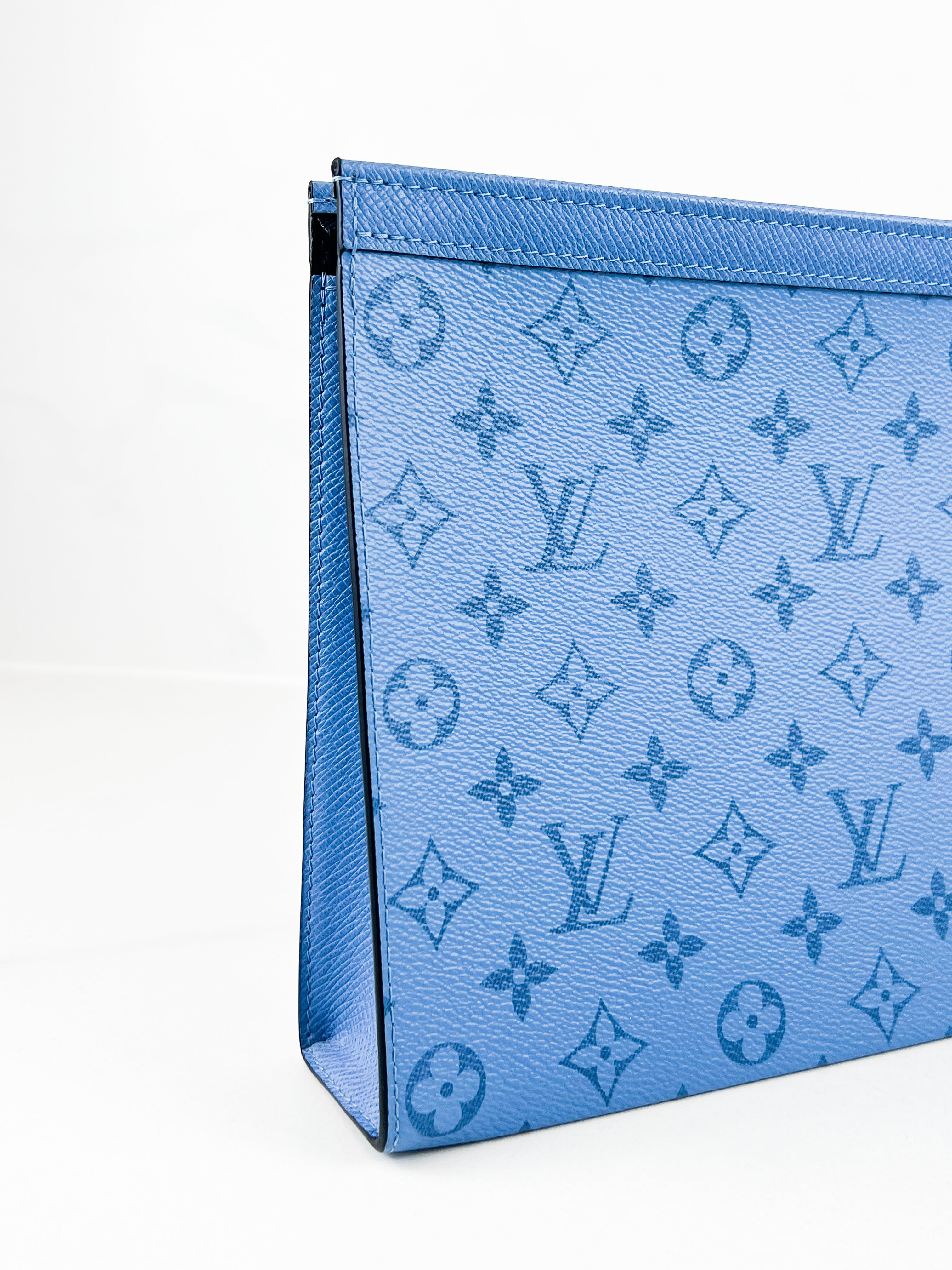 Louis Vuitton Pochette Voyage MM in Blue