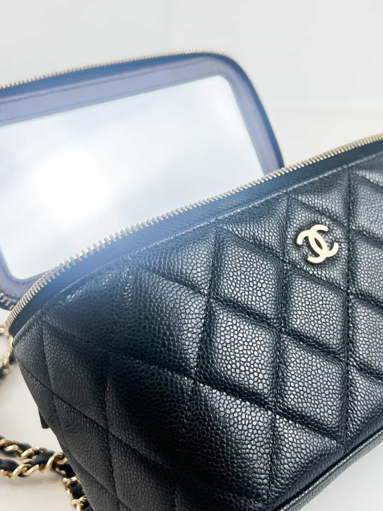 Chanel Vanity Small Caviar GHW