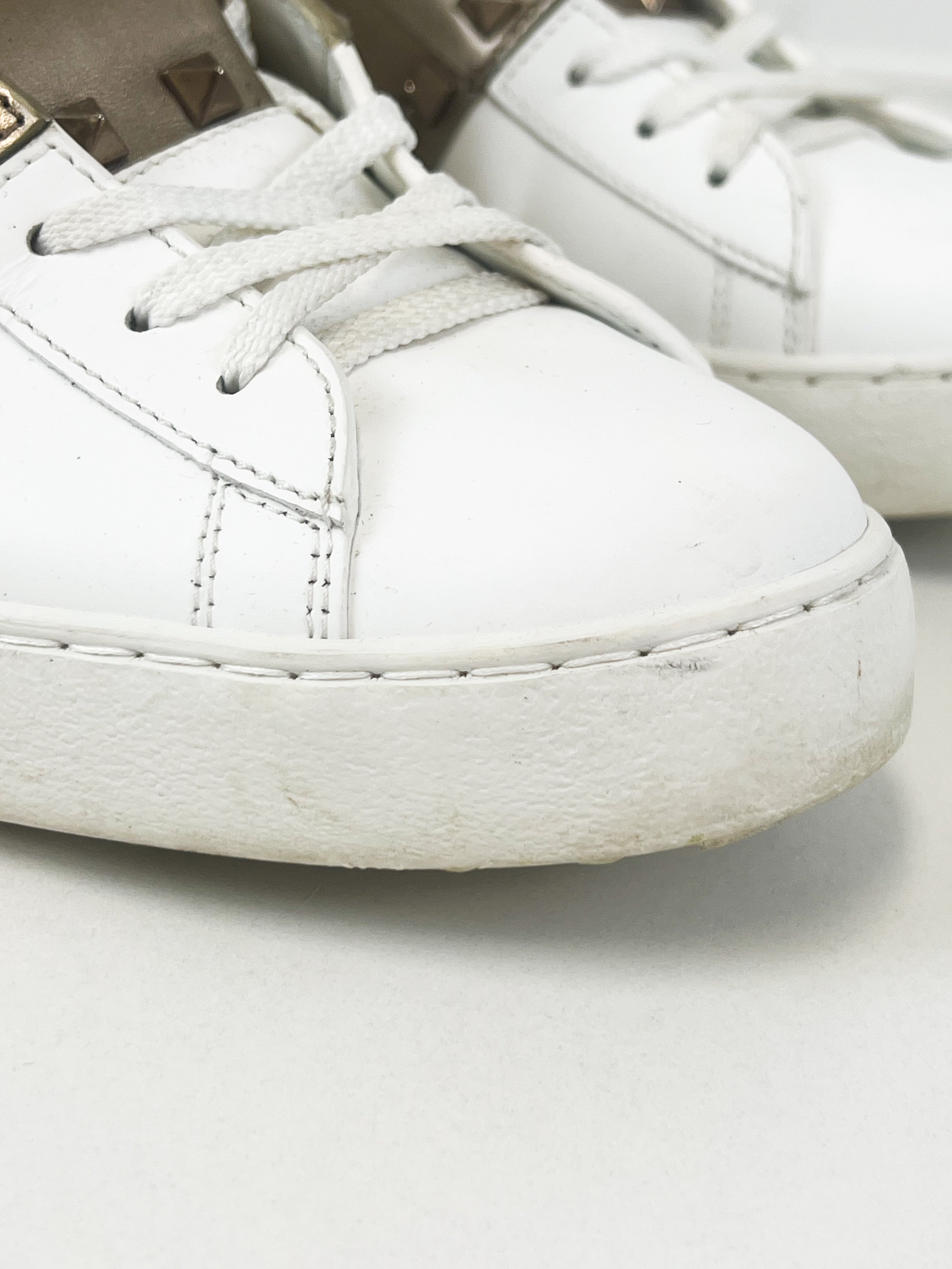 Valentino Garavani Rockstud Open Low-Top Sneaker Size 40.5