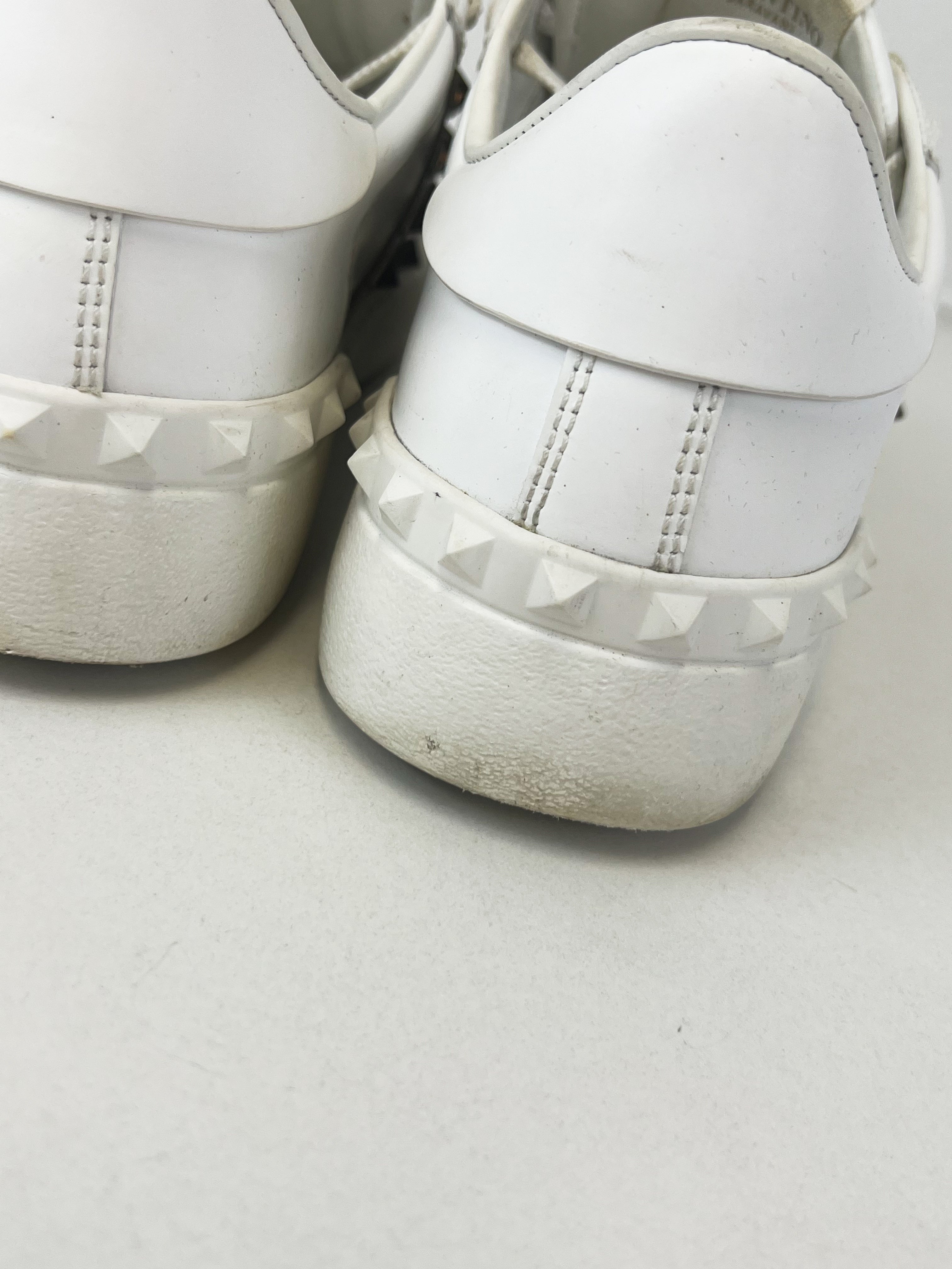 Valentino Garavani Rockstud Open Low-Top Sneaker Size 40.5