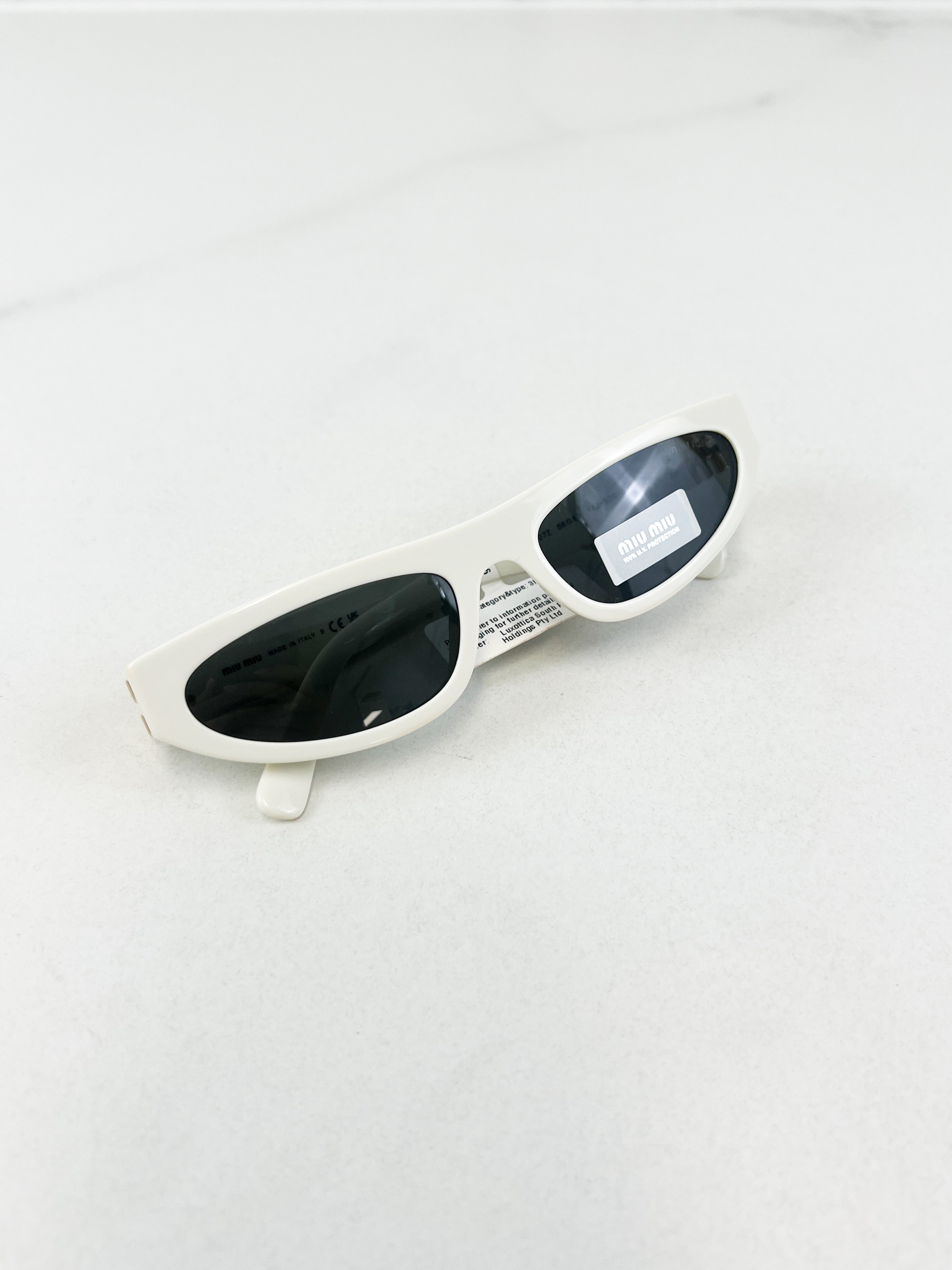 Miu Miu Glimpse Cat-eye Sunglasses In White