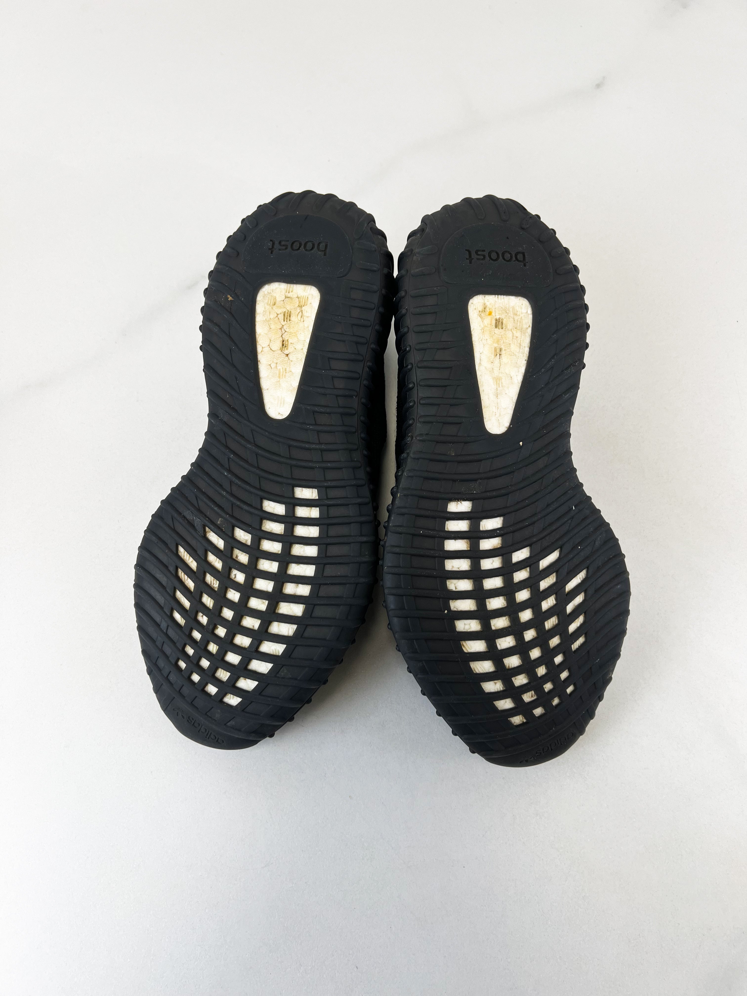 Yeezy Boost 350 Onyx Size 6.5 US