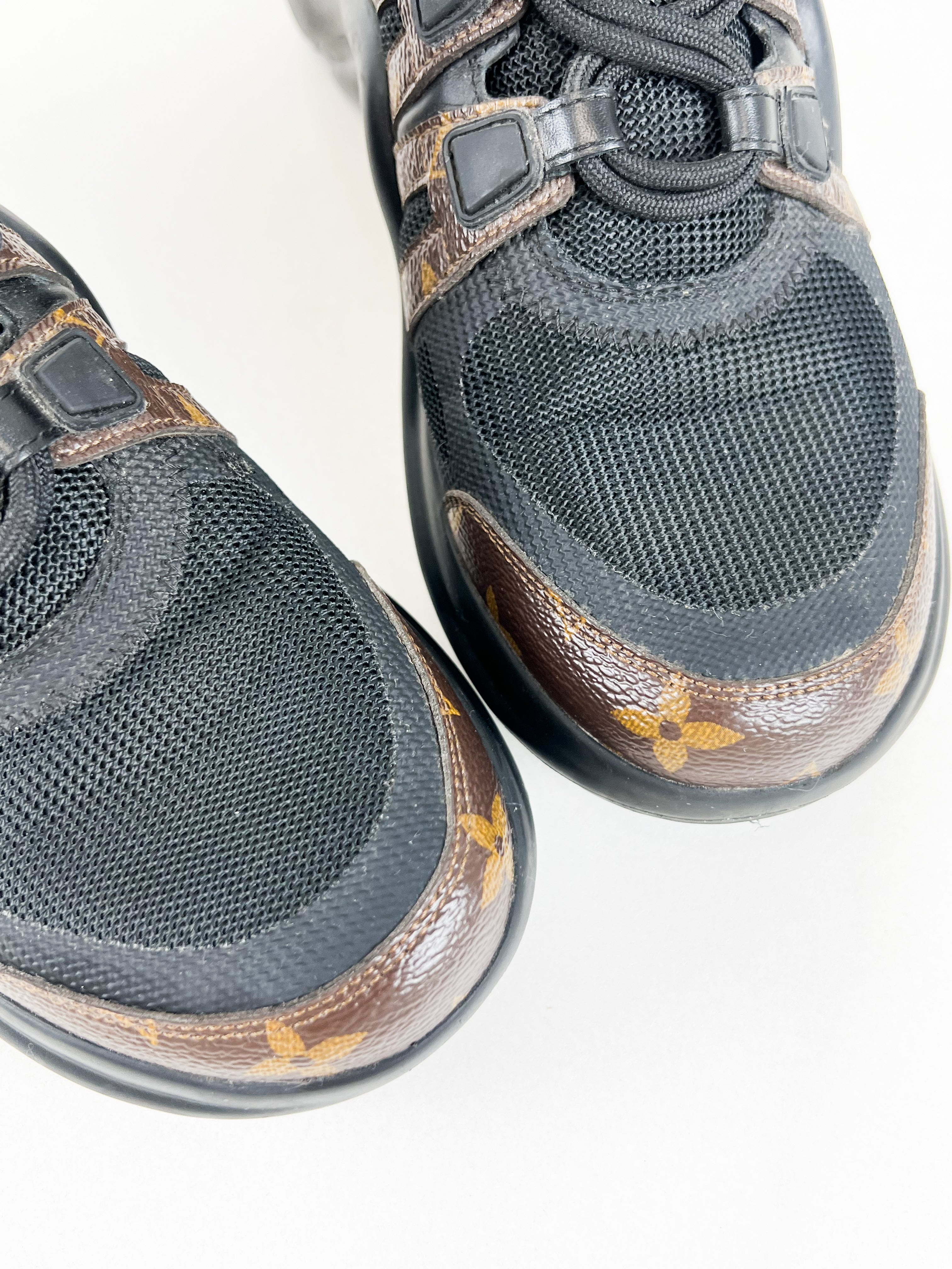Louis Vuitton Archlight Sneaker Size 40