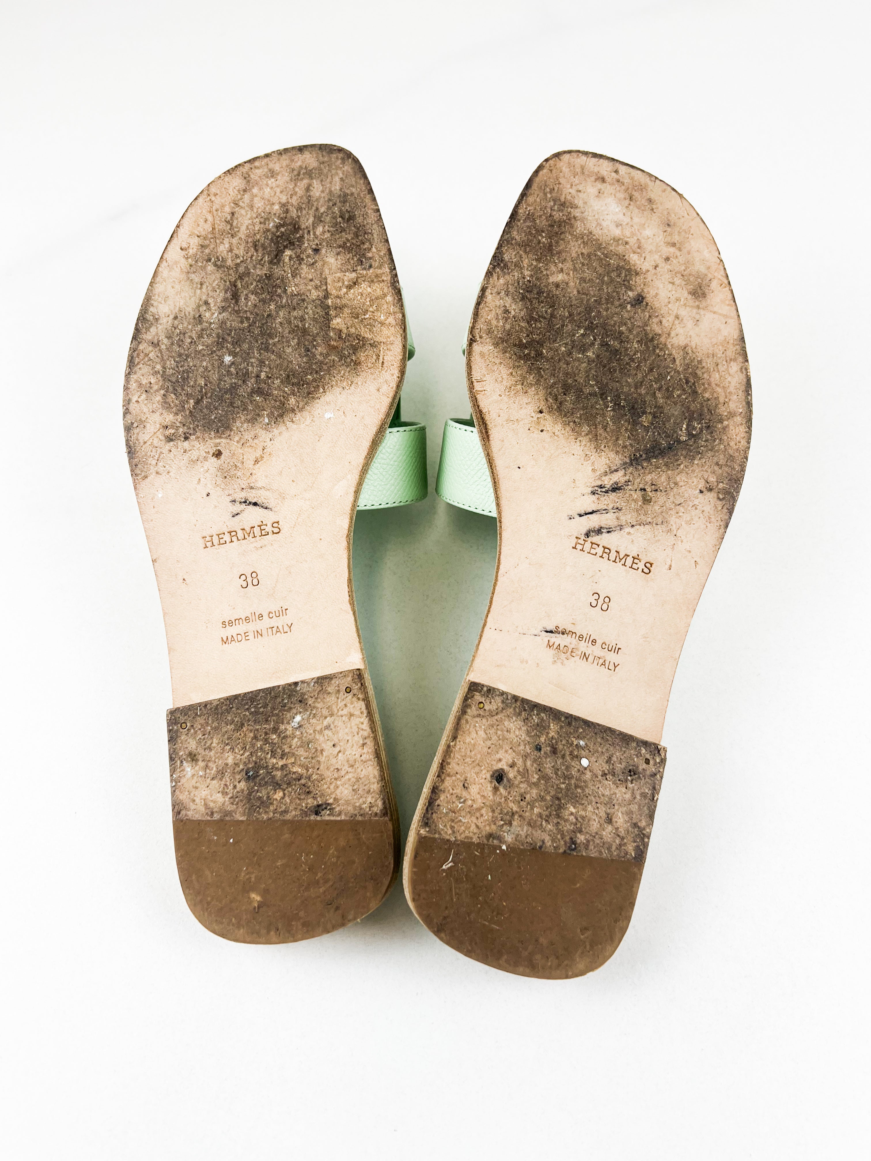 Hermes Oran Sandal in Epsom Vert Jade 38