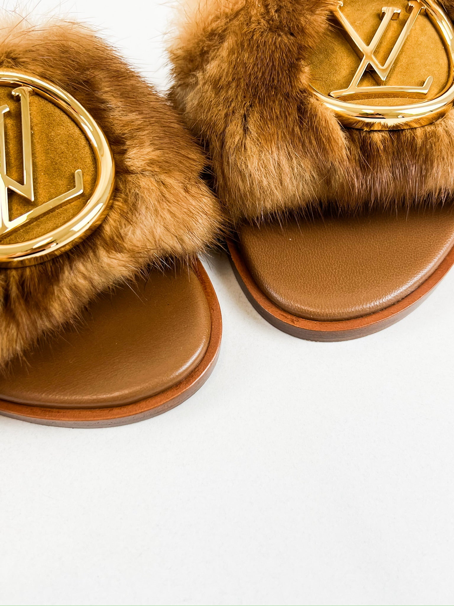 Louis Vuitton Lock It Brown Shearling Flat Slide Size 37