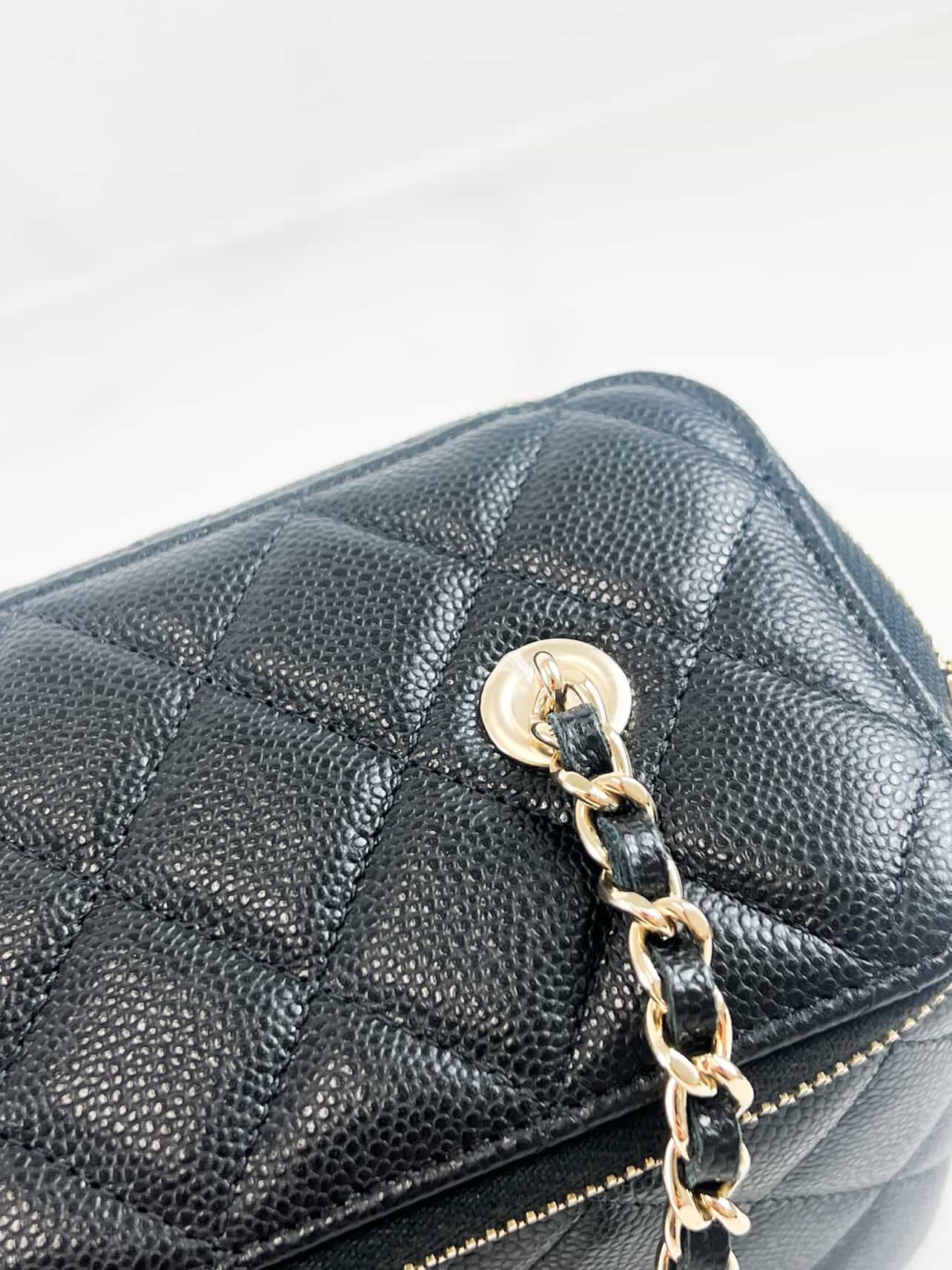 Chanel Vanity Small Caviar GHW